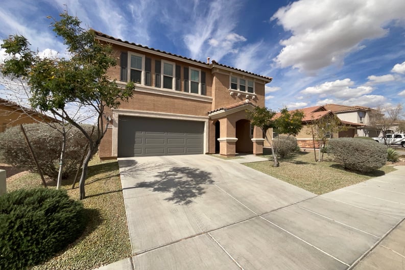 Property photo 1 of 11600 W Granville Dr