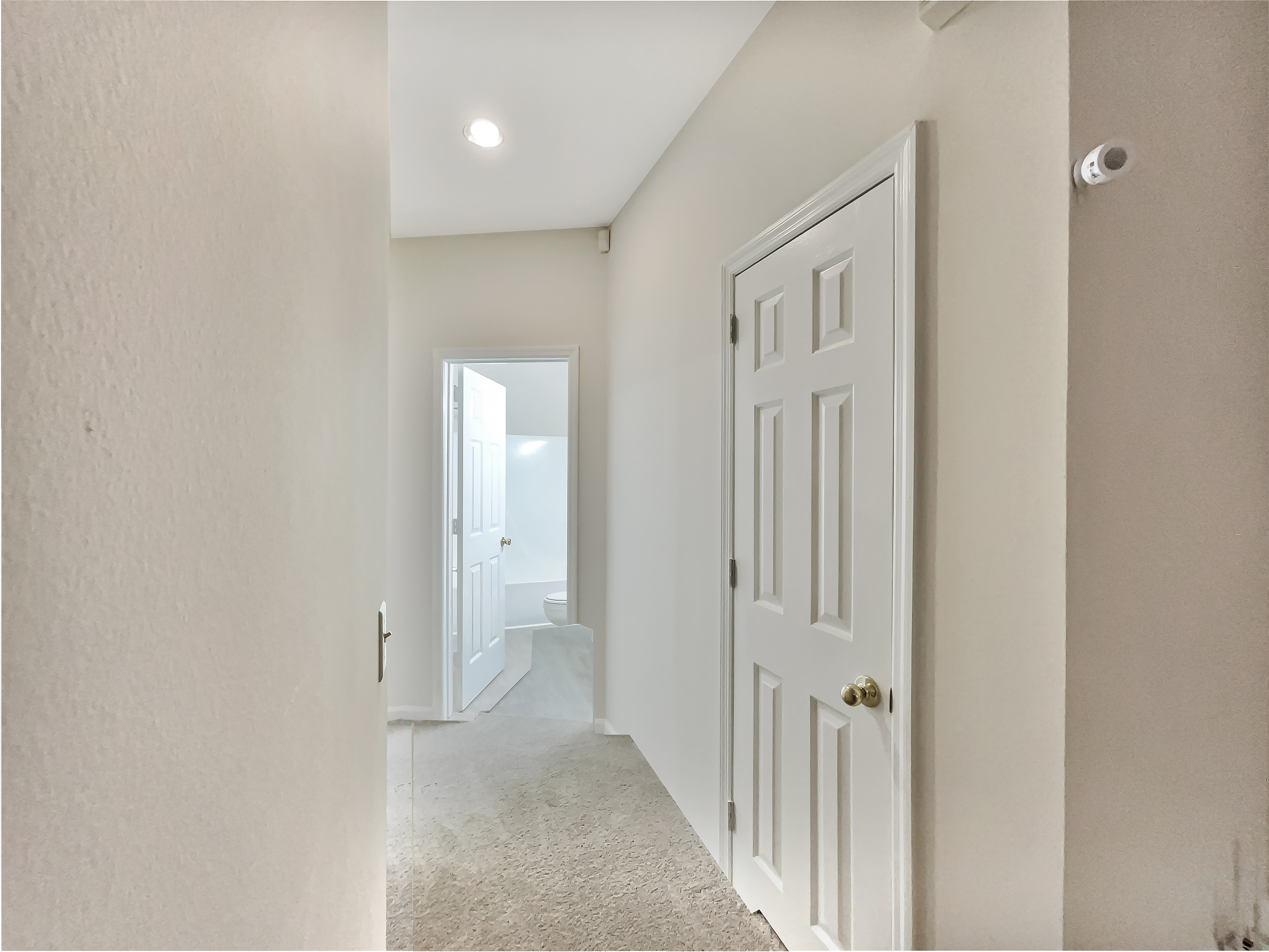 Photo 15 of 33 of 824 N Woodstone Ln, Nashville, TN