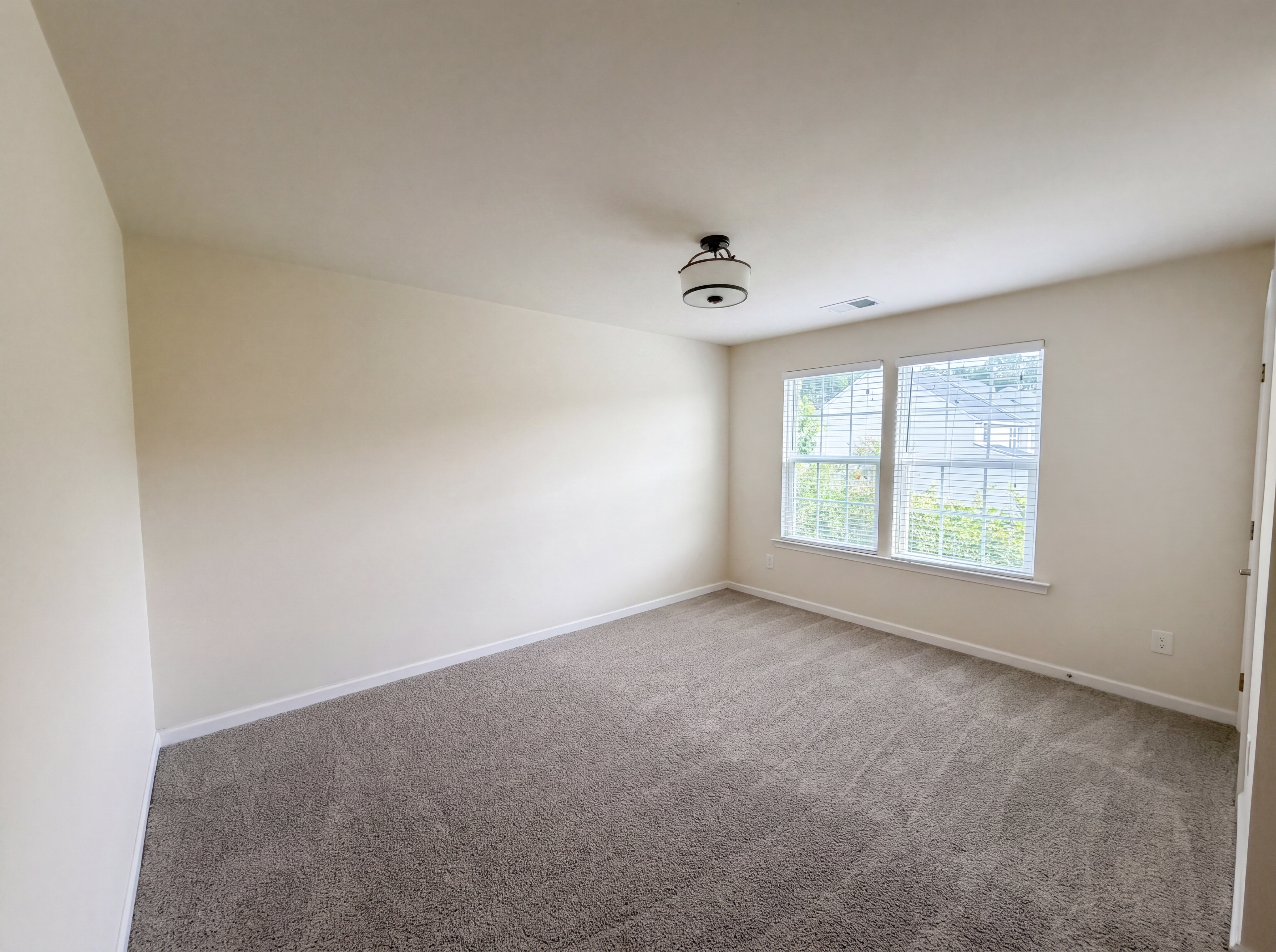 Photo 10 of 18 of 3713 Banana Ln, Midlothian, VA