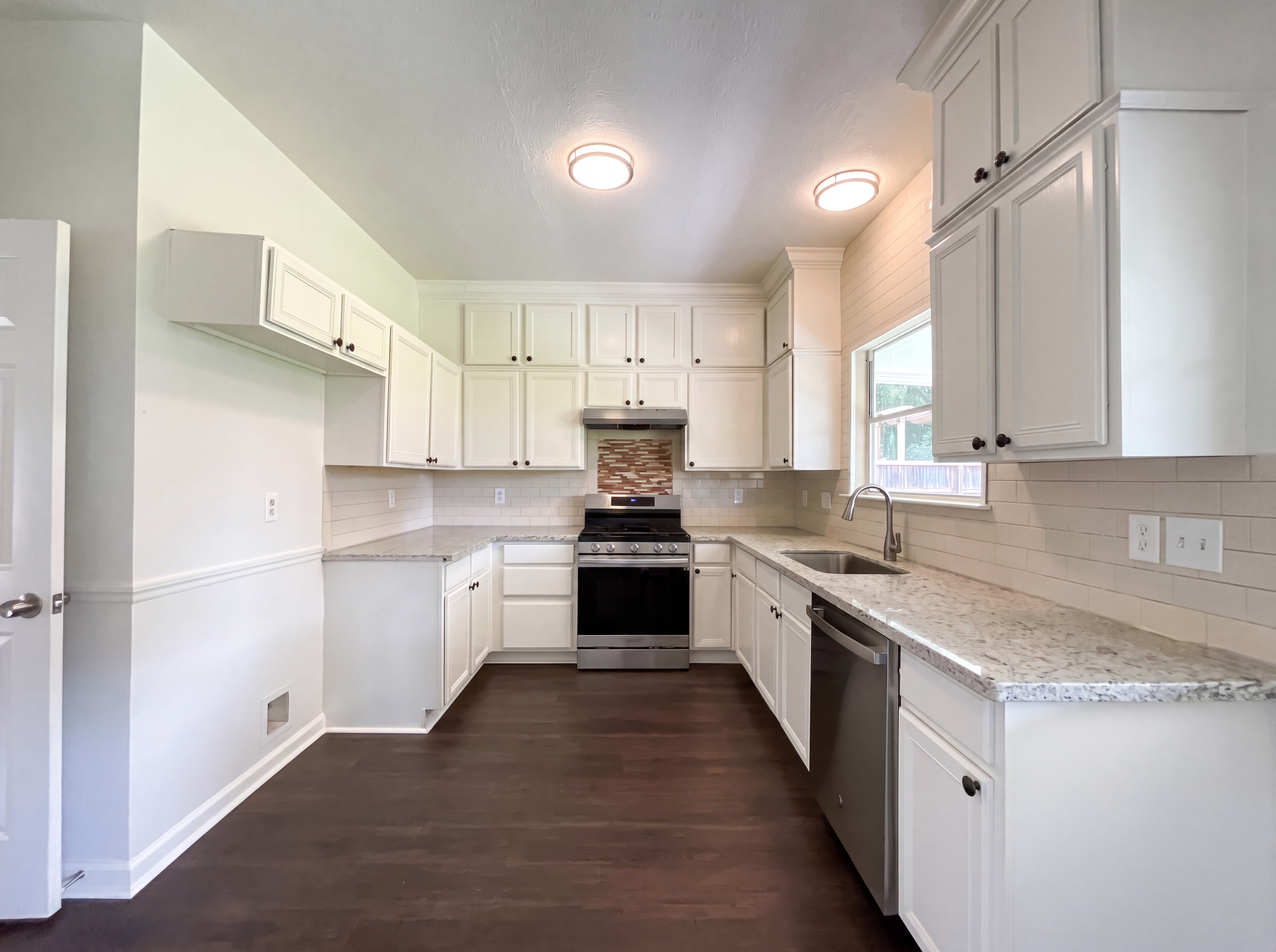 Photo 2 of 17 of 3035 Killdeer Ln, Humble, TX