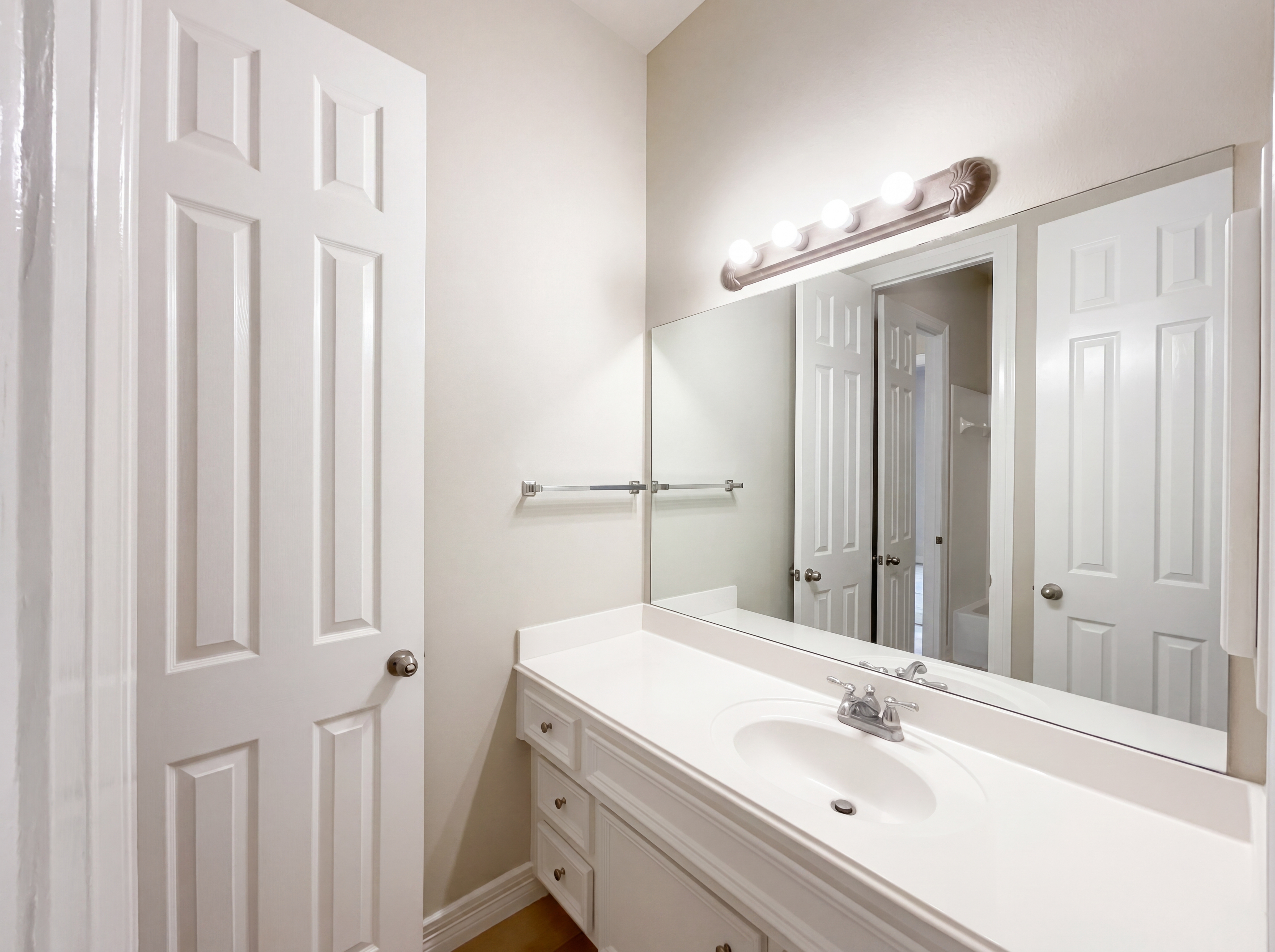 Photo 18 of 24 of 26319 Watercypress Ct, Cypress, TX