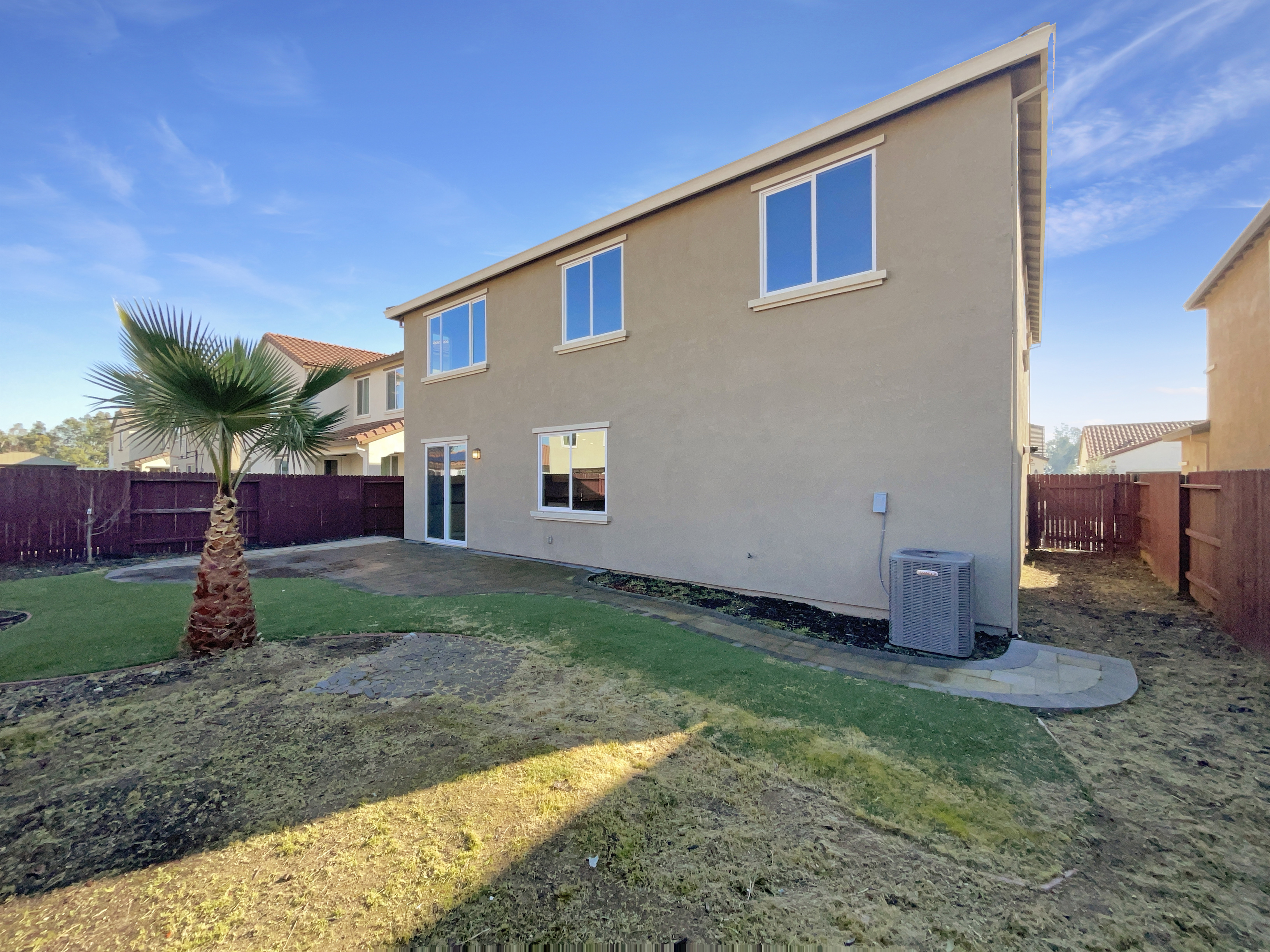 Photo 28 of 33 of 8416 Tapies Way, Elk Grove, CA