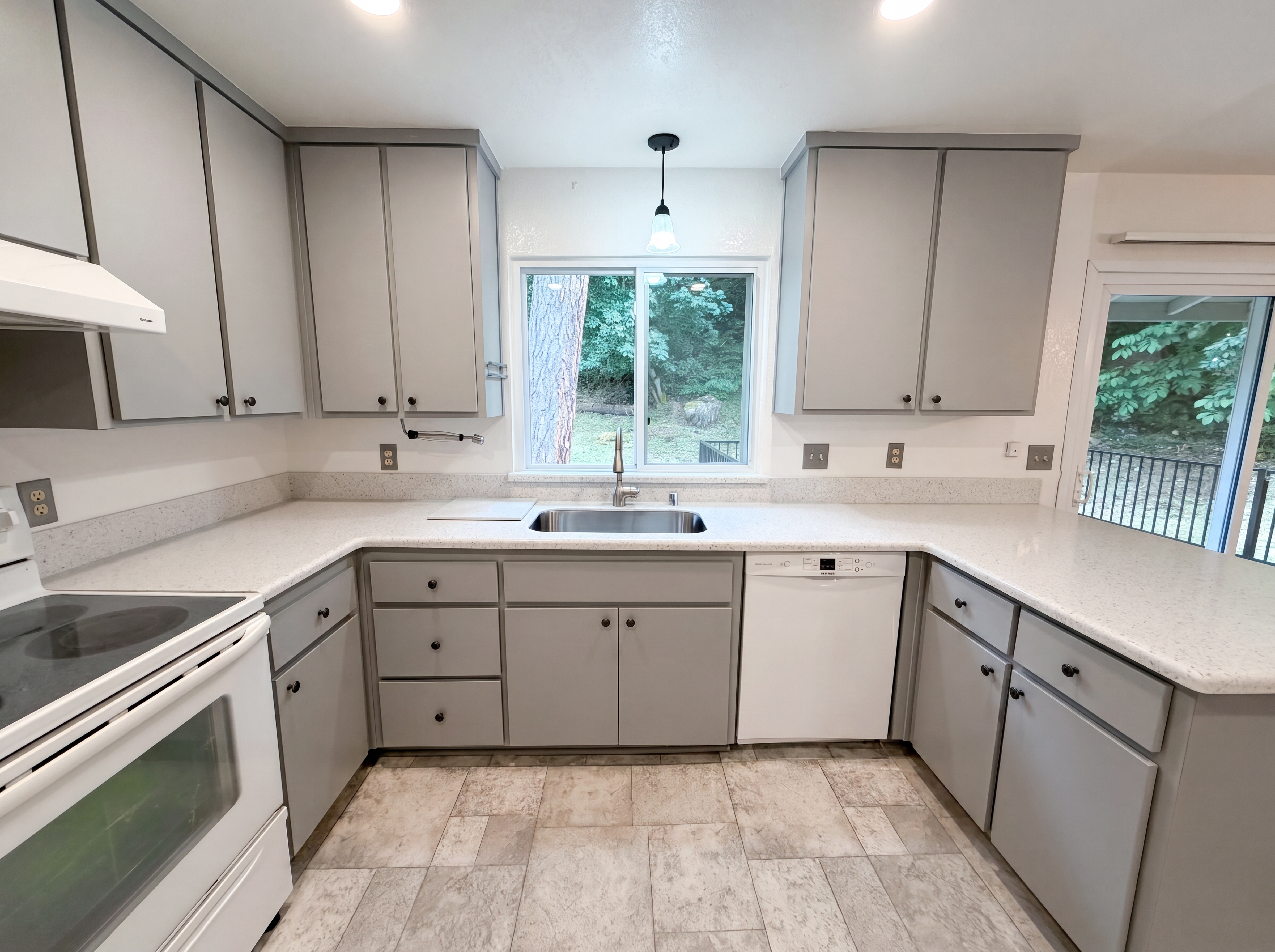 Photo 18 of 30 of 862 Grice Ln, Placerville, CA