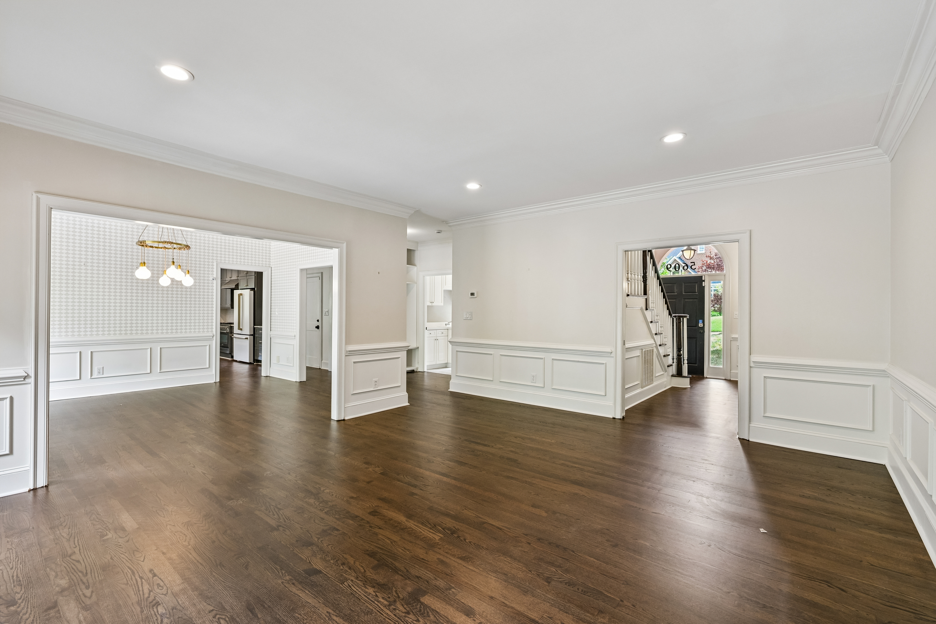 Photo 13 of 53 of 5609 Camilla Dr, Charlotte, NC