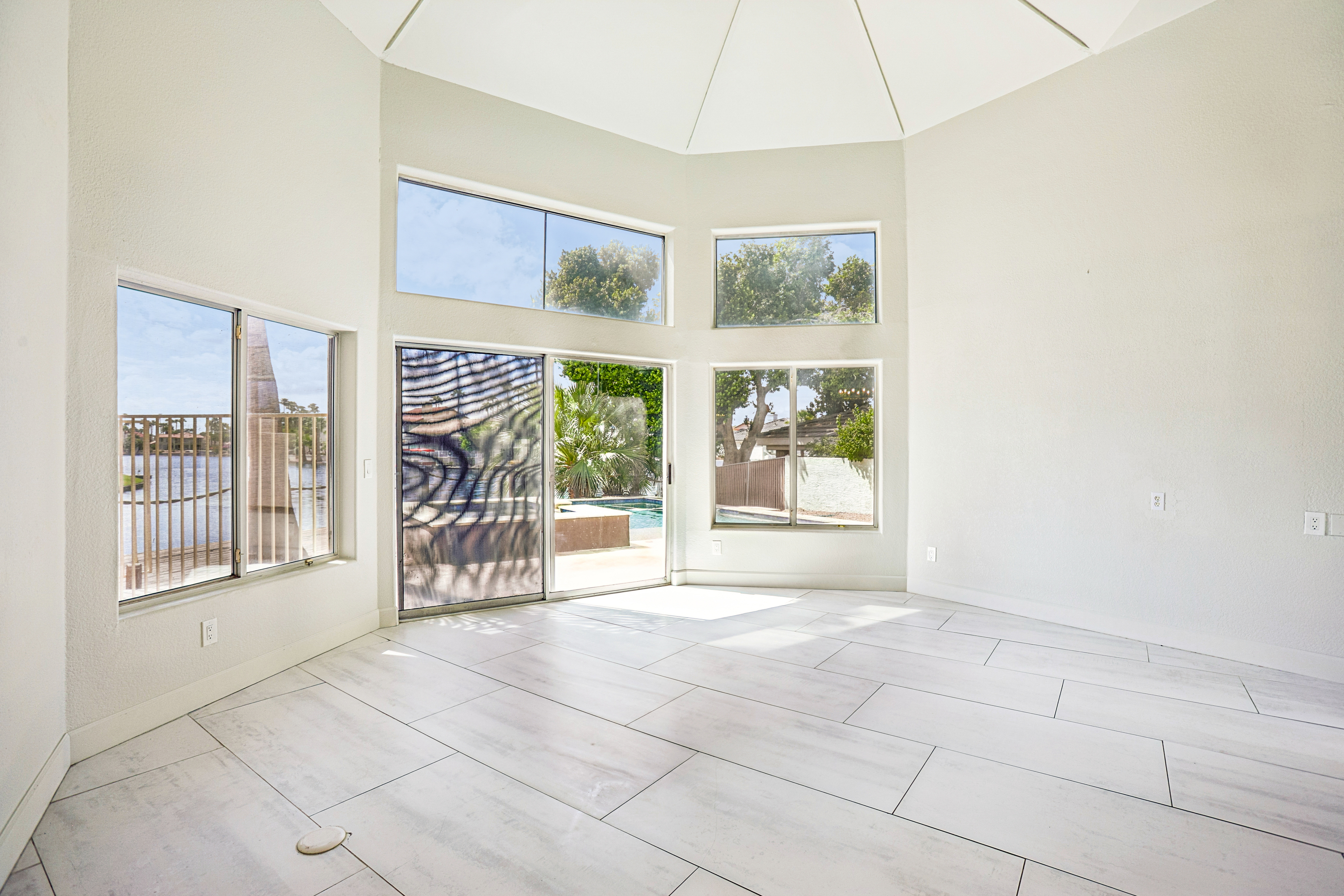 Photo 17 of 46 of 1401 W Sandpiper Dr, Gilbert, AZ