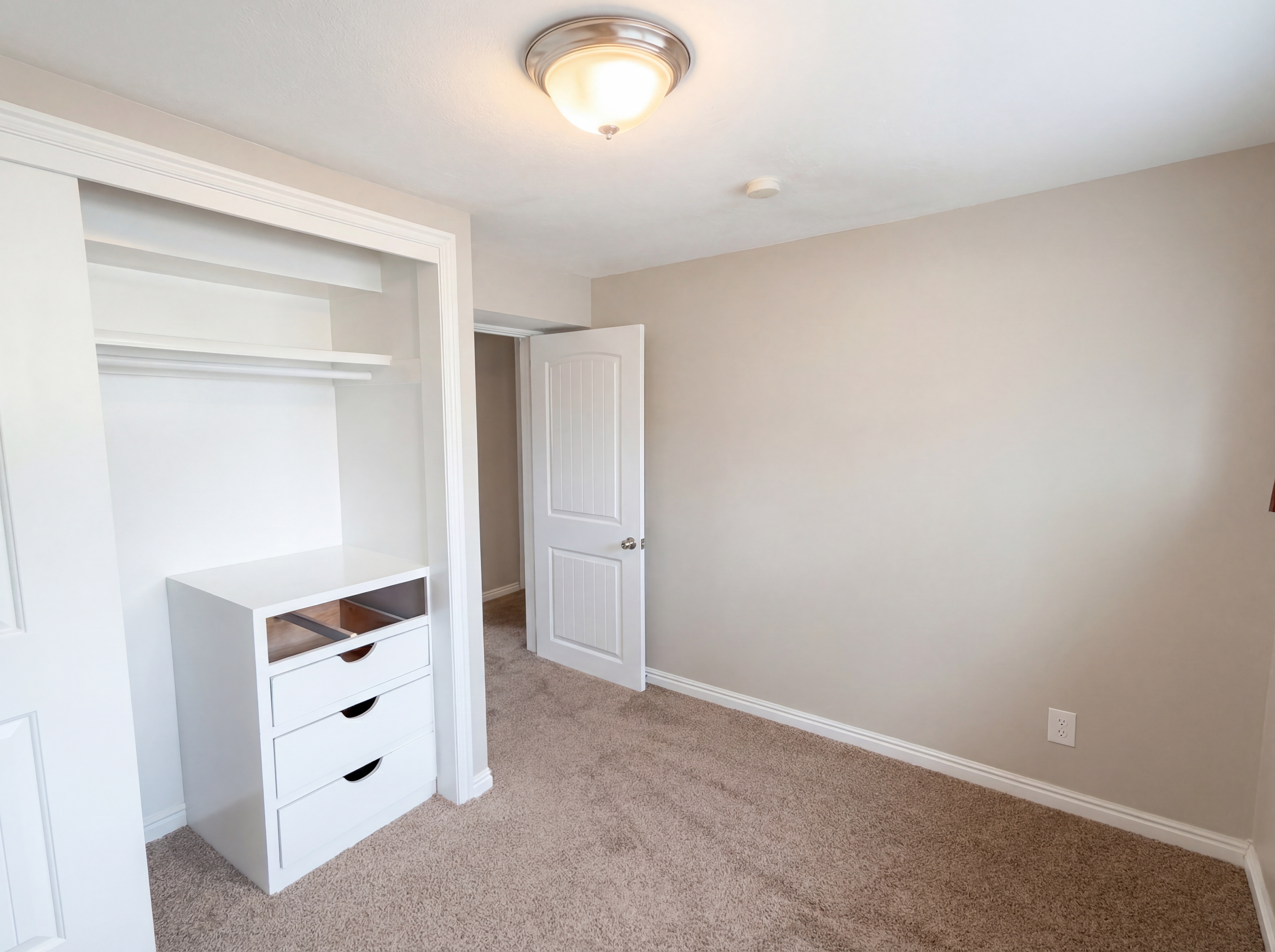 Photo 21 of 24 of 750 W Gentile St, Layton, UT