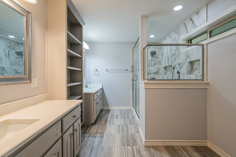 Photo 6 of 36 - 7924 Londonderry Dr, North Richland Hills, TX 76182