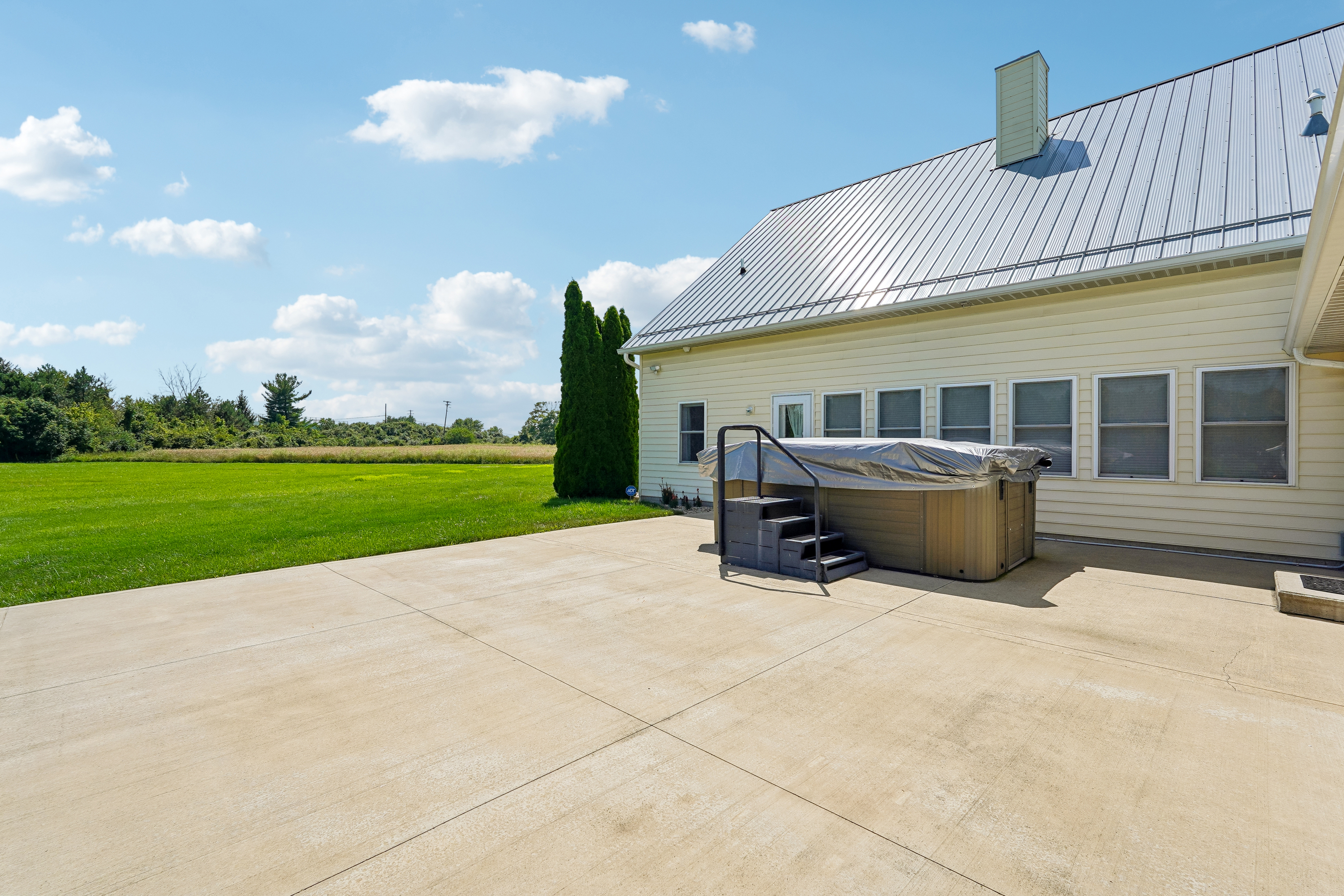 Photo 51 of 61 of 6400 Clark Rd, Sunbury, OH