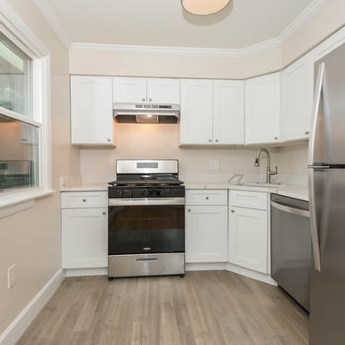 Property photo 2 of 4810 Lexington Ave