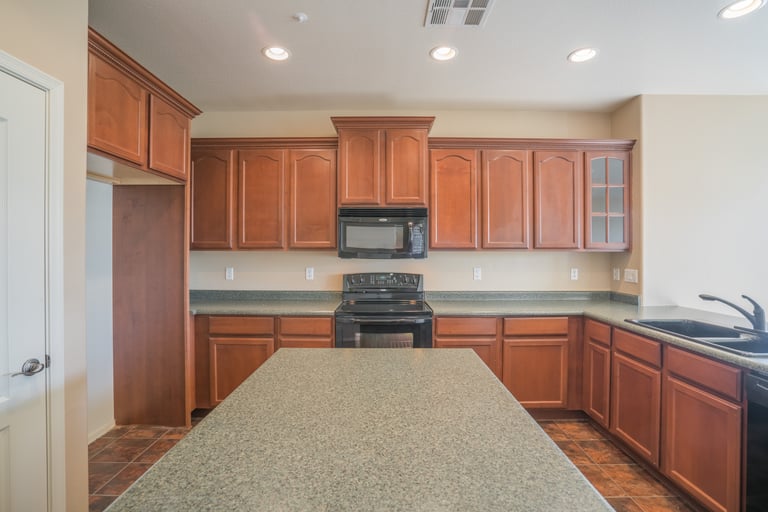 Photo 7 of 33 - 28922 N 124th Gln, Peoria, AZ 85383