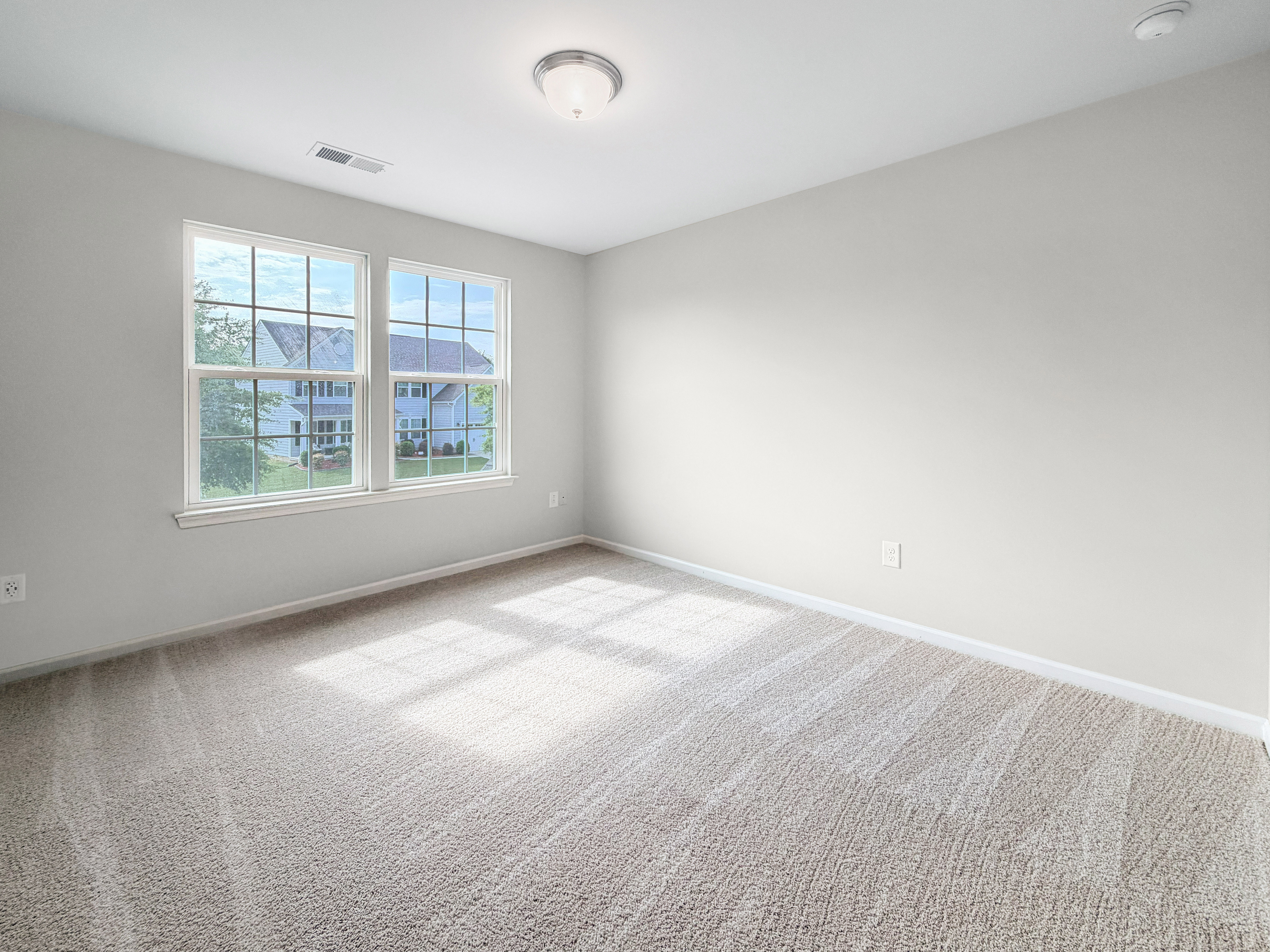 Photo 13 of 25 of 1563 Callahan Rd, Fort Mill, SC