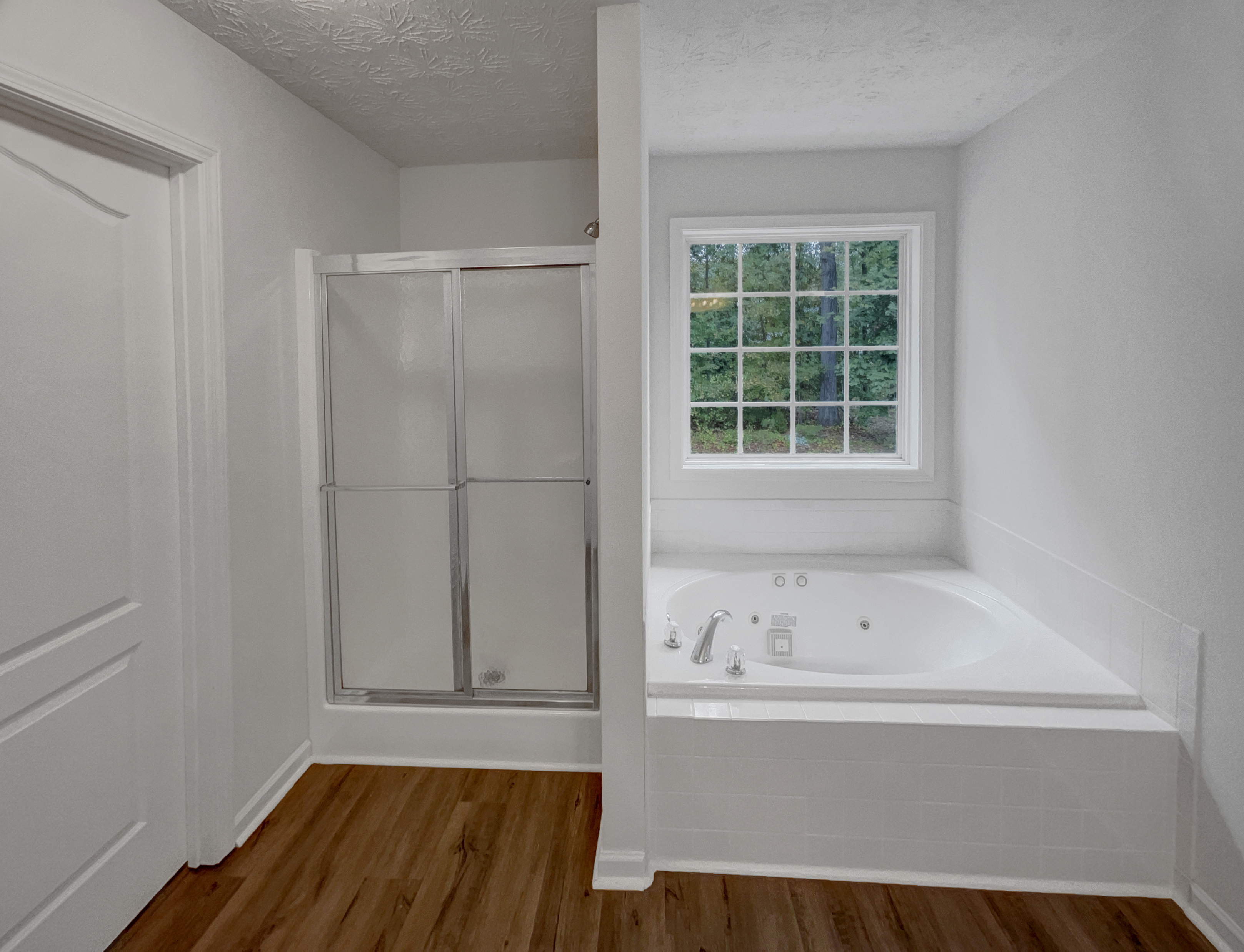 Photo 11 of 26 of 280 Hoglen Dr, Covington, GA