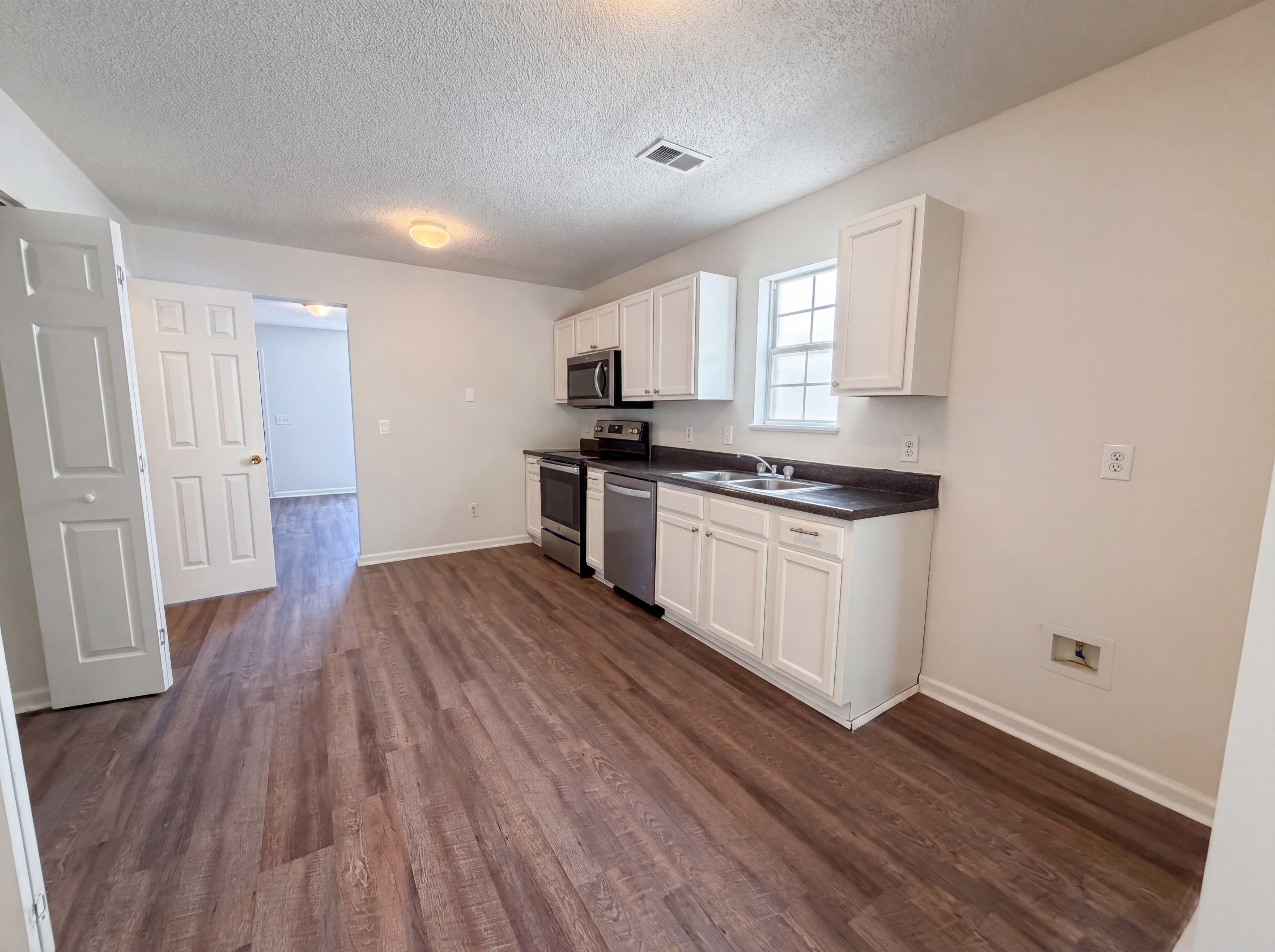 Photo 9 of 22 of 507 Summit Terrace Ct, Columbia, SC