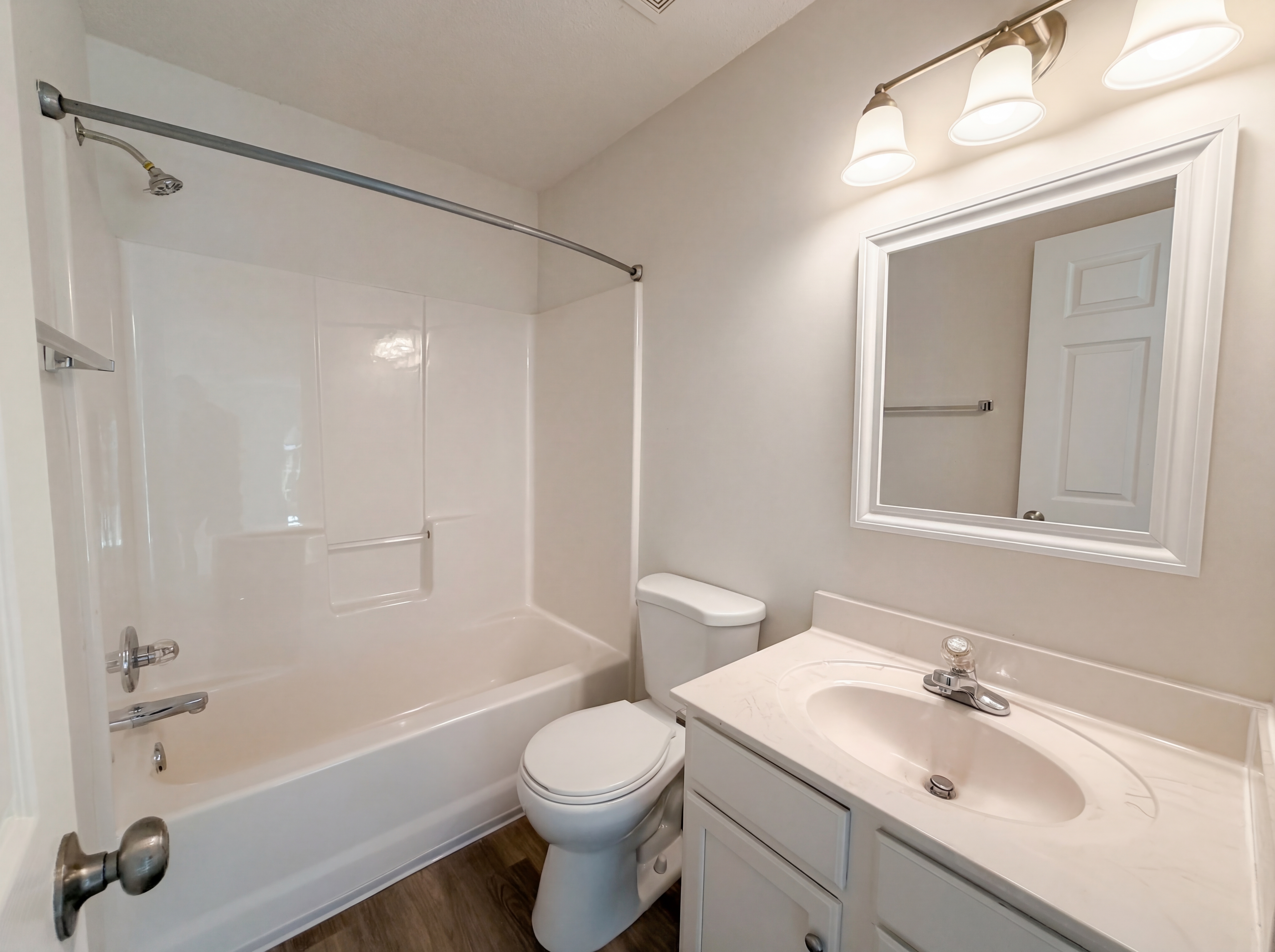 Photo 11 of 23 of 1666 Sparkleberry Dr, Clarksville, TN