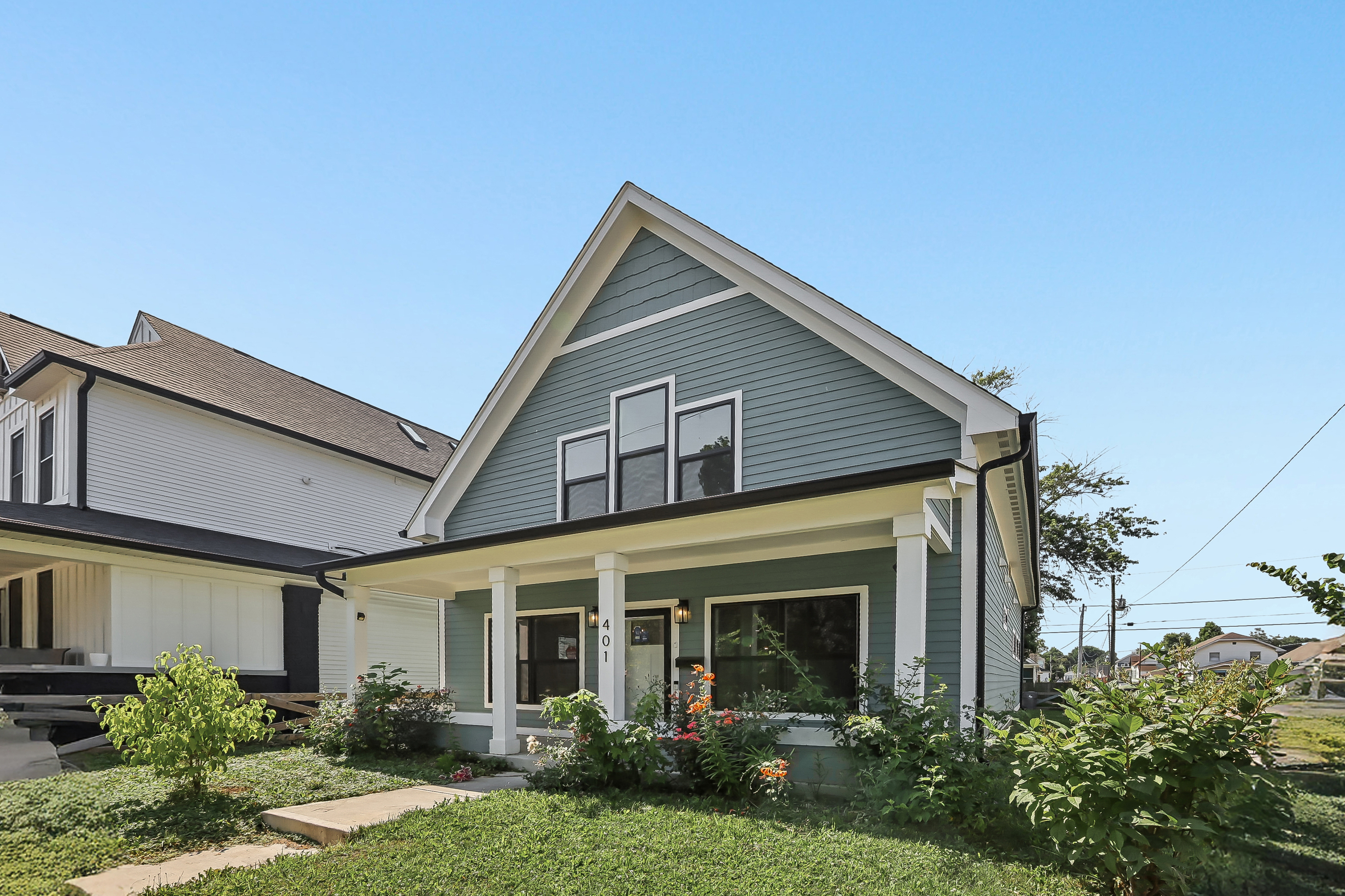 Photo 19 of 47 of 401 Sanders St, Indianapolis, IN