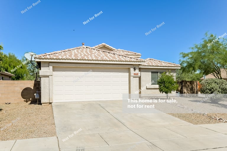 Photo 1 of 27 - 10391 E Ravenswood St, Tucson, AZ 85747