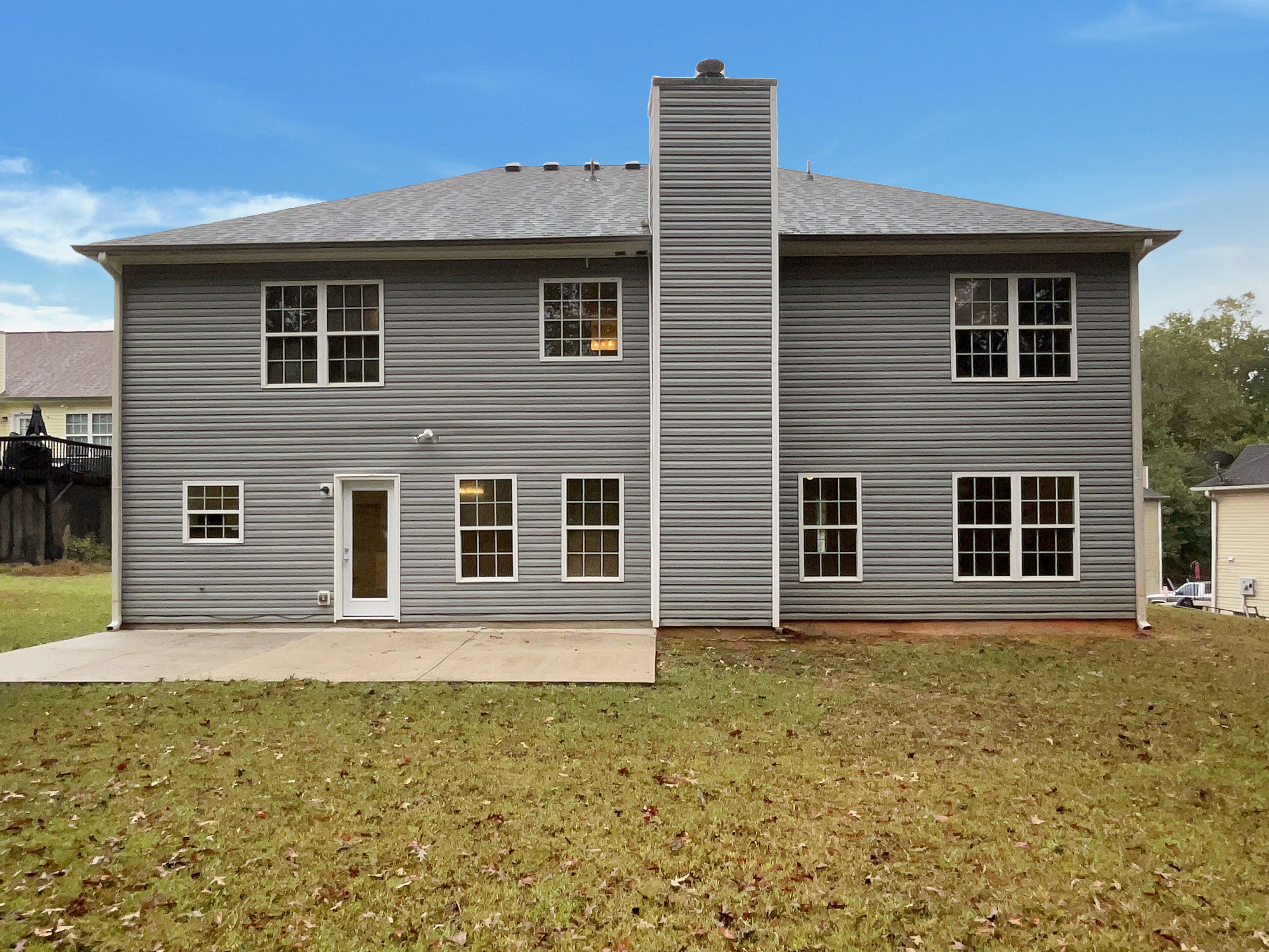 Photo 8 of 26 of 280 Hoglen Dr, Covington, GA