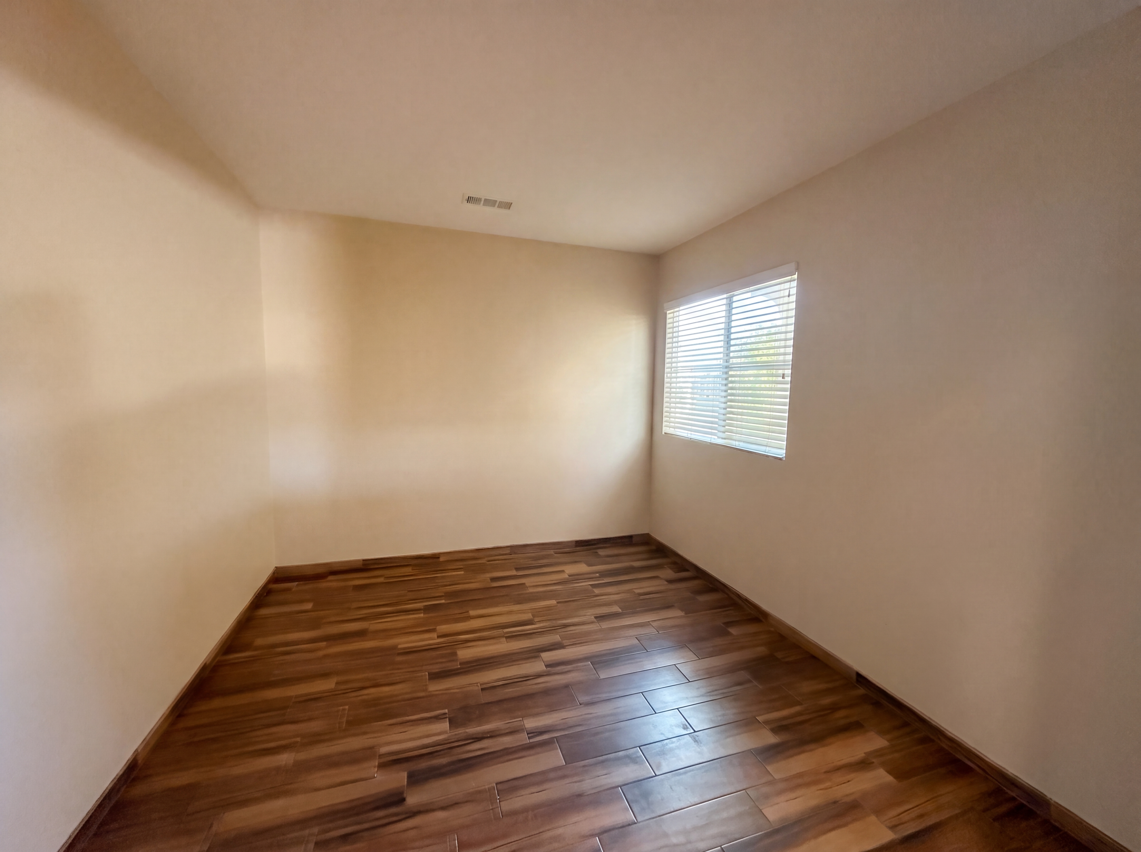 Photo 10 of 33 of 12783 Brandon St, Victorville, CA