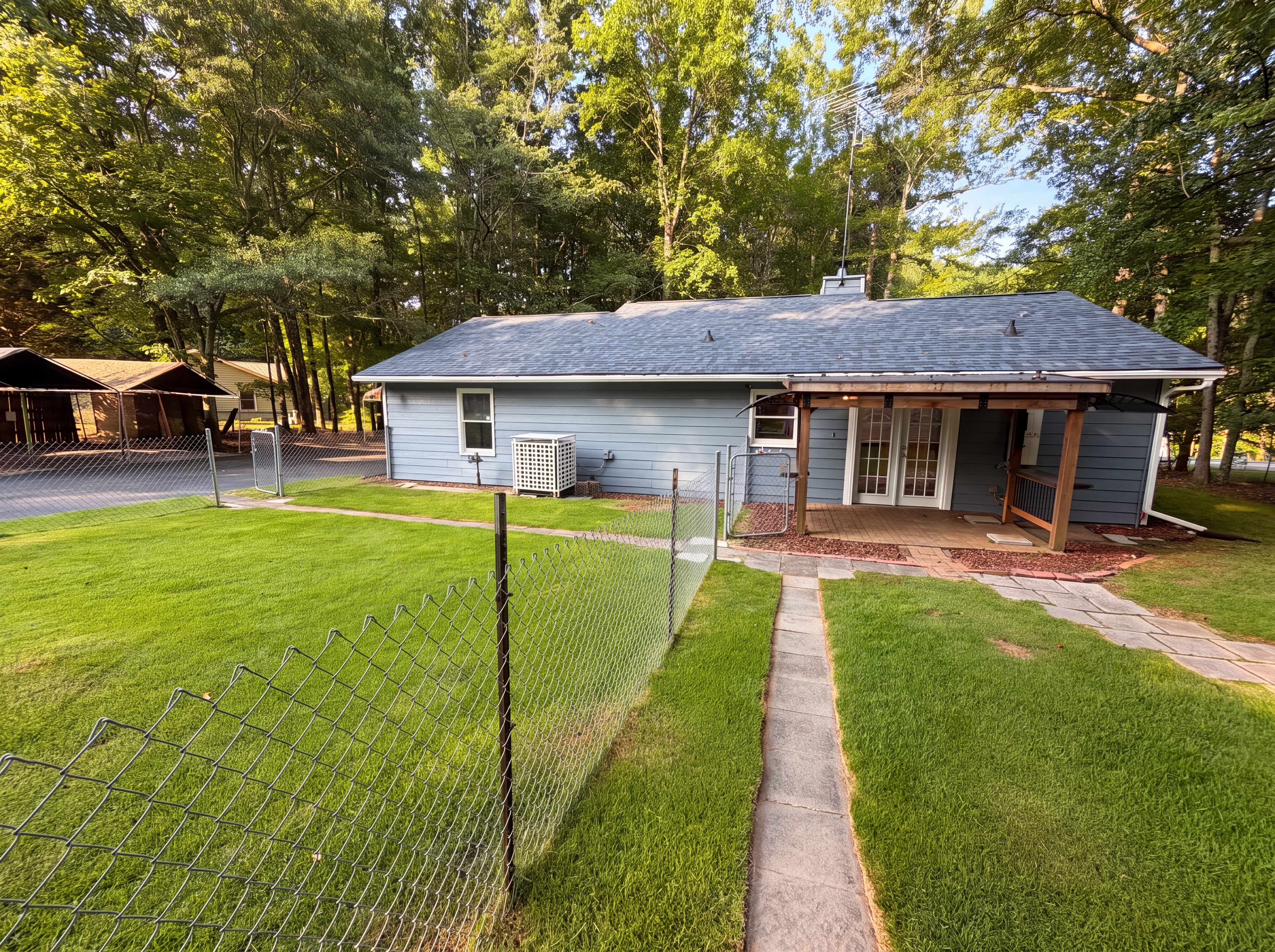 Photo 18 of 21 of 282 Bell Wood Rd, Jefferson, GA