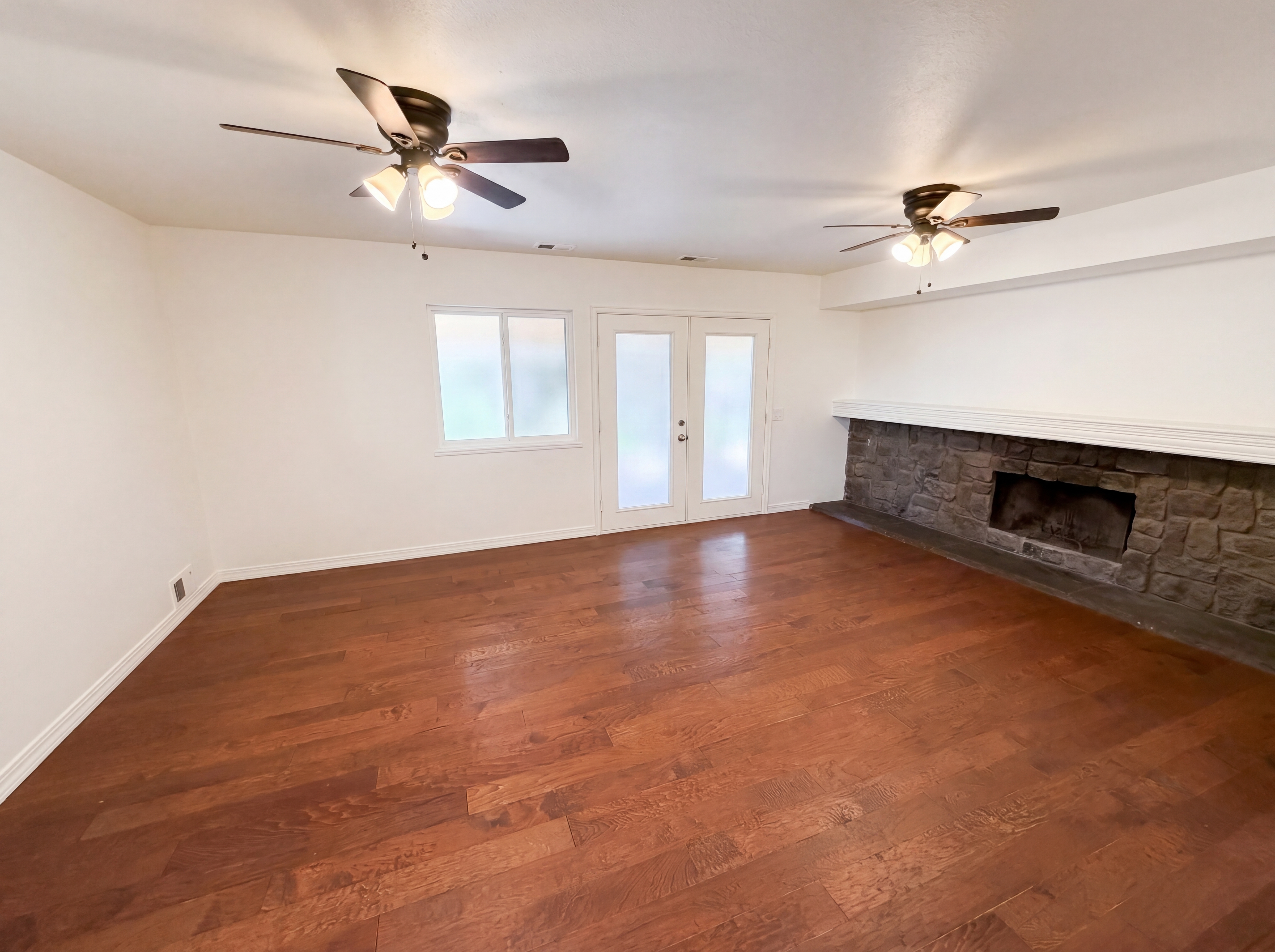 Photo 12 of 42 of 10330 E Weaver Pl, Englewood, CO
