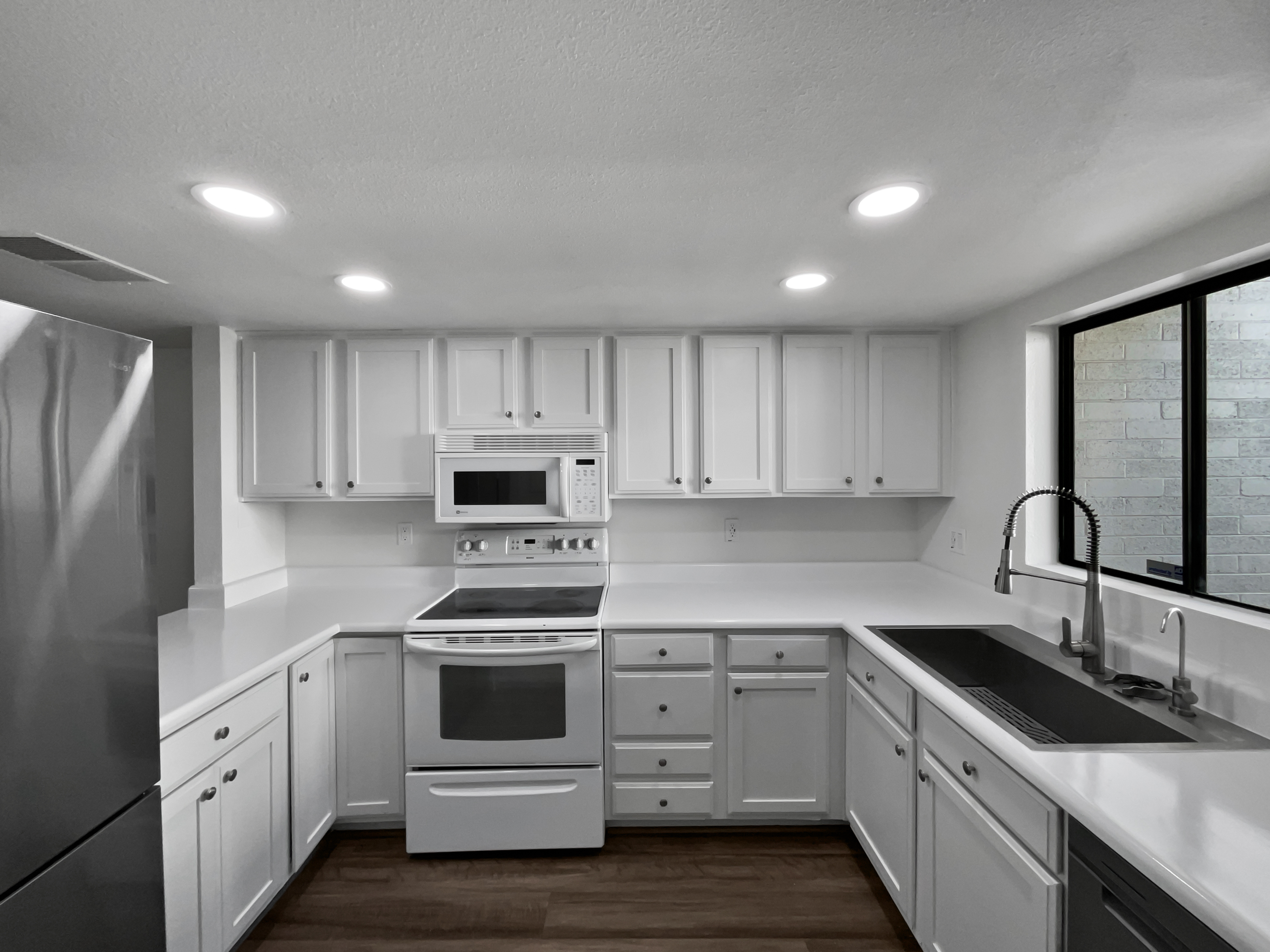 Photo 2 of 18 of 5315 N 18th St, Phoenix, AZ