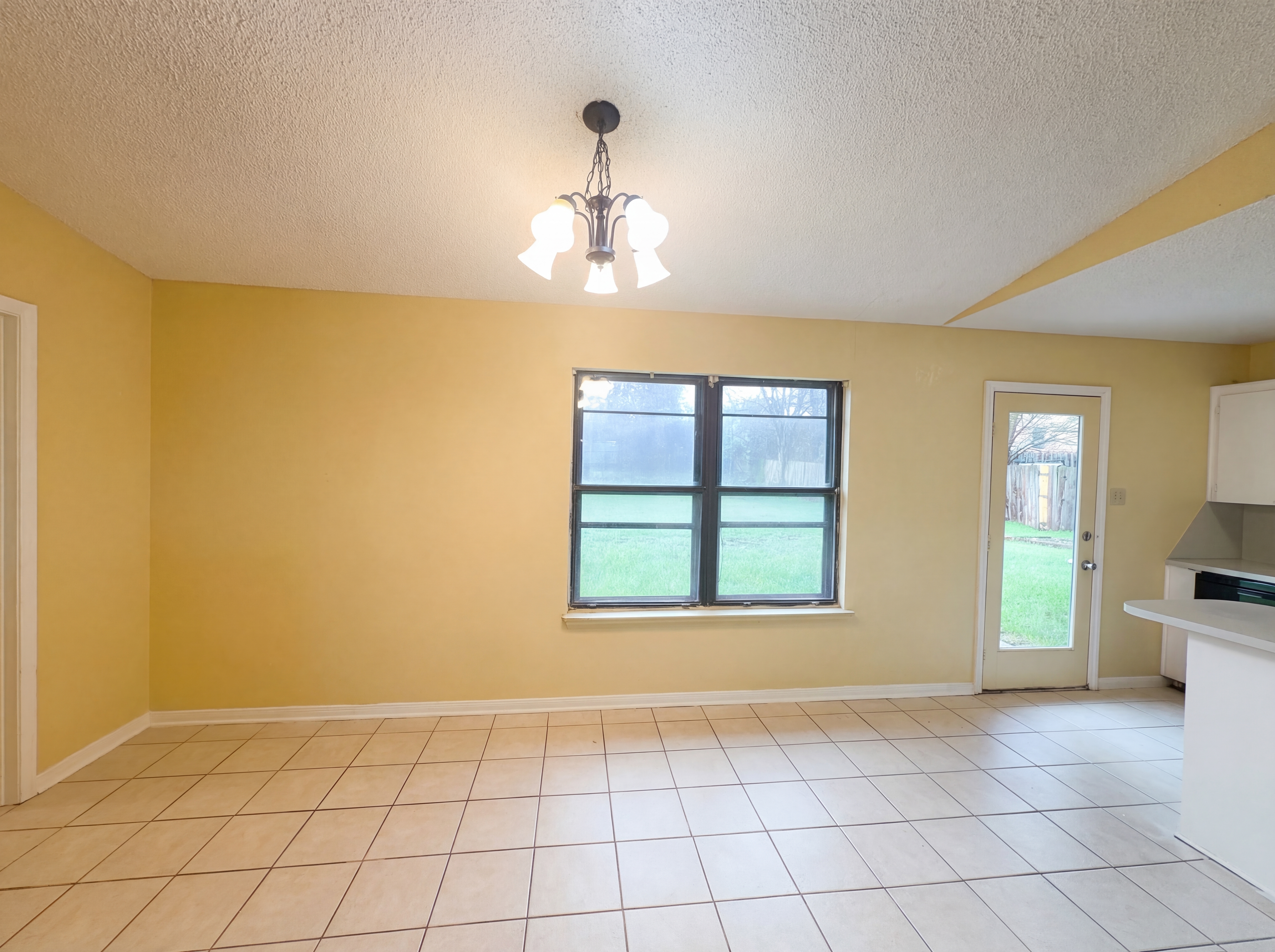 Photo 9 of 17 of 908 Hackberry St, Copperas Cove, TX