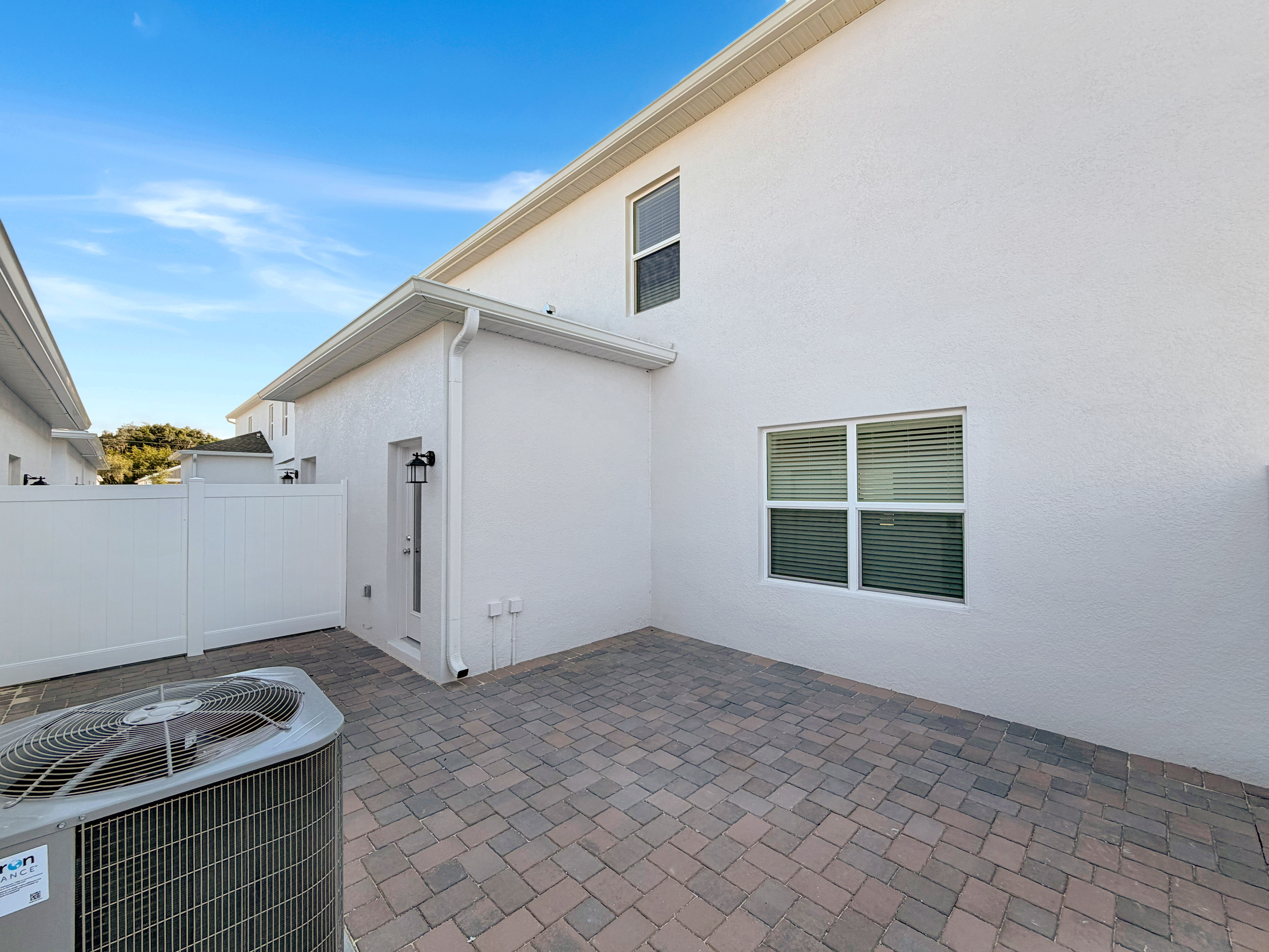 Photo 11 of 40 of 2212 Red Sun St, Apopka, FL