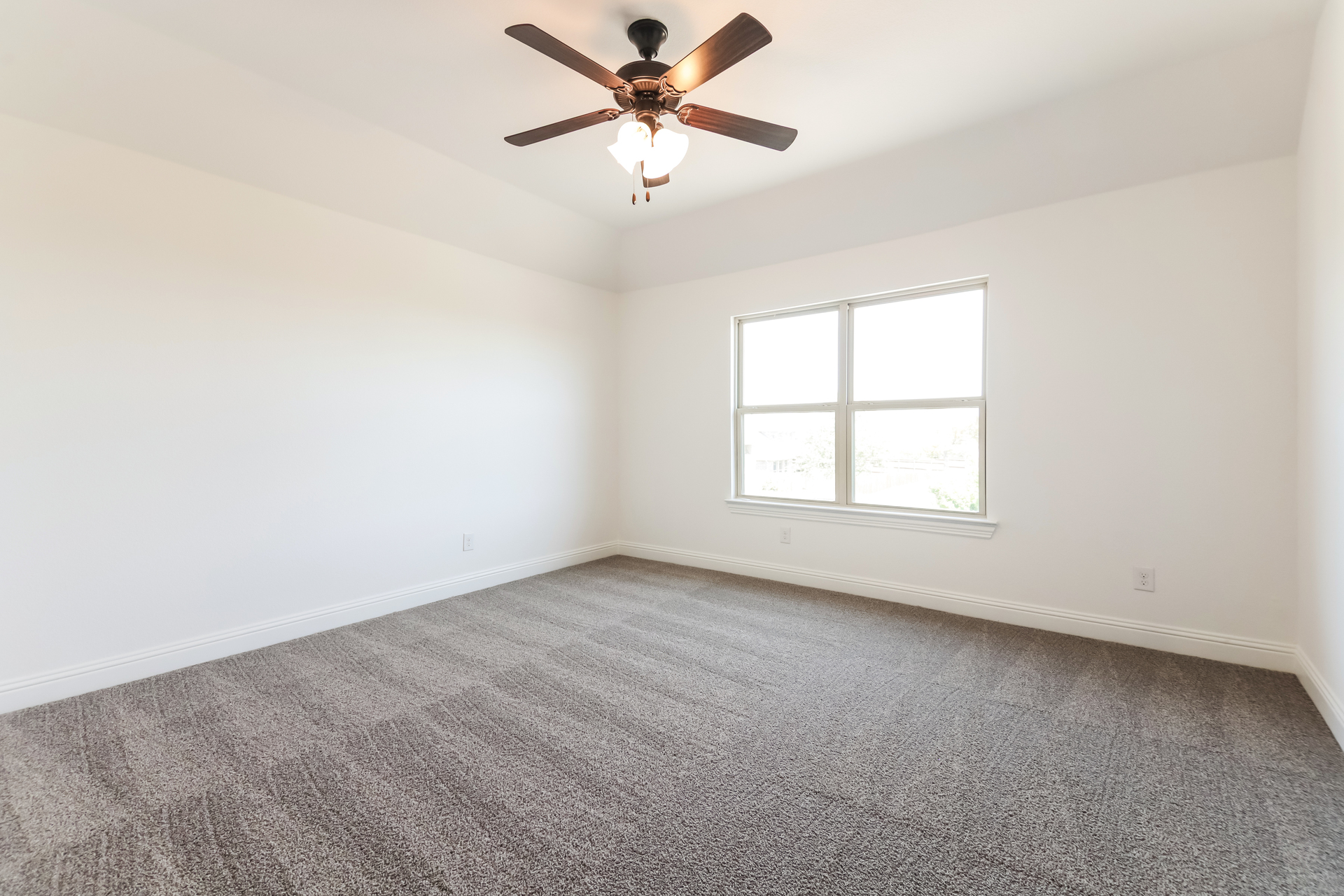 Photo 11 of 22 of 10812 Marble Falls Pl, McKinney, TX