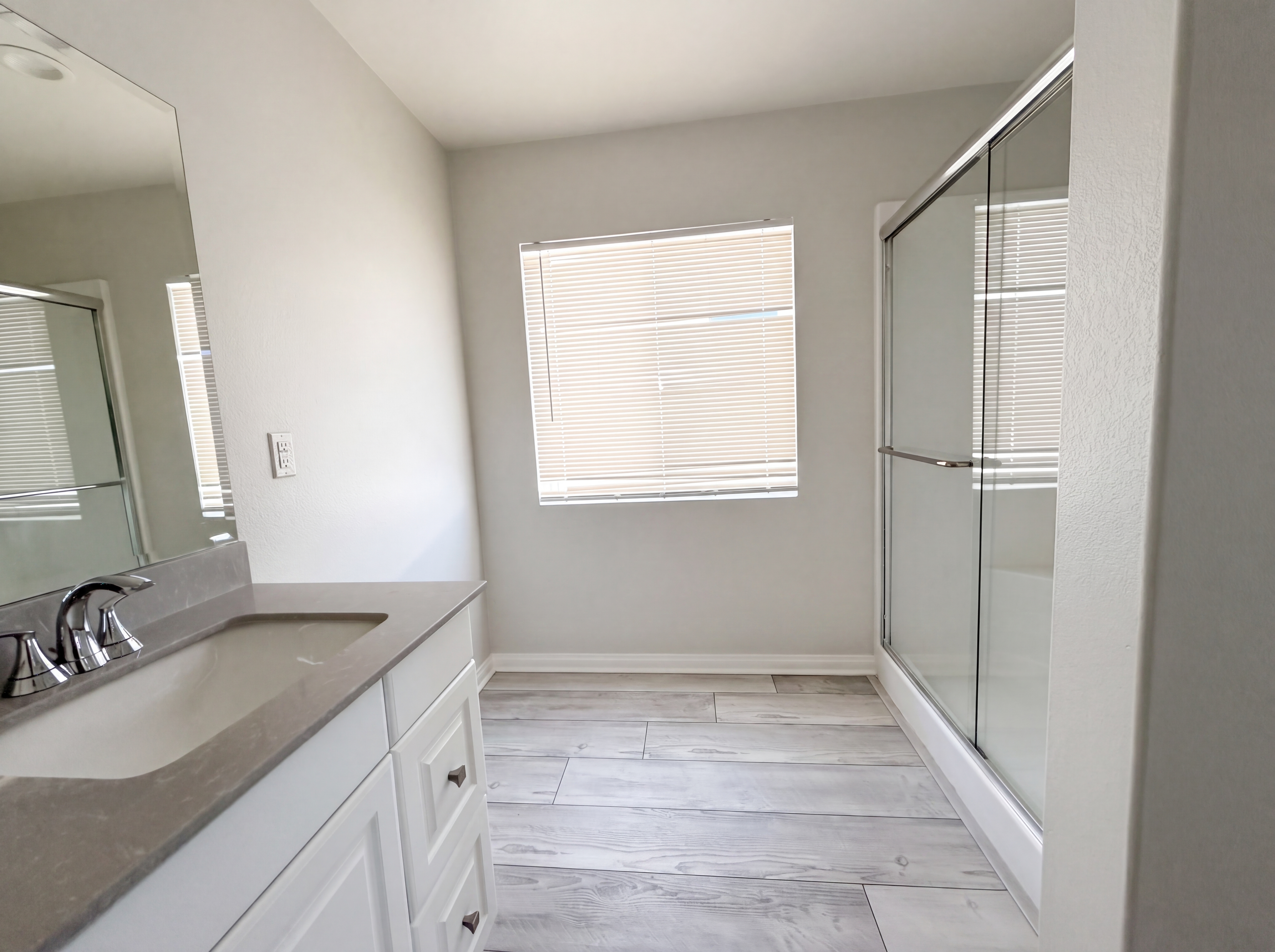 Photo 6 of 23 of 26666 Dash Dr, Menifee, CA