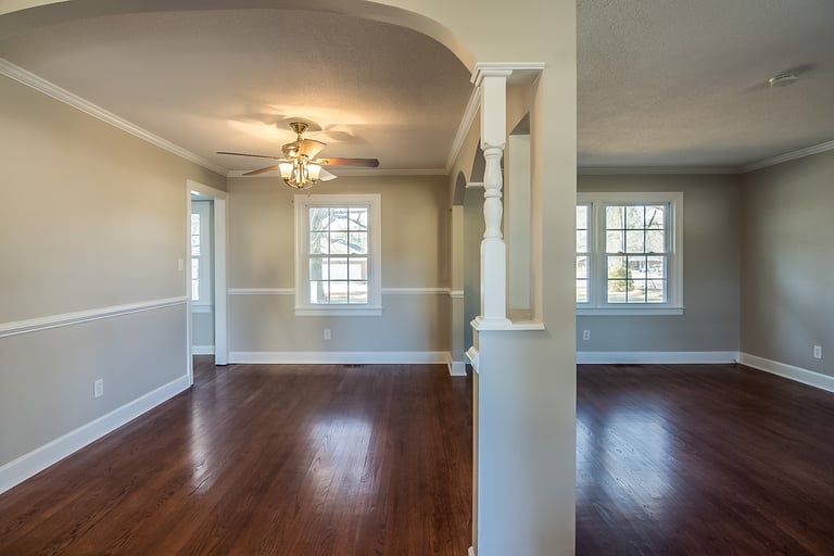 Photo 4 of 34 - 4205 Saint James Church Rd, Raleigh, NC 27604