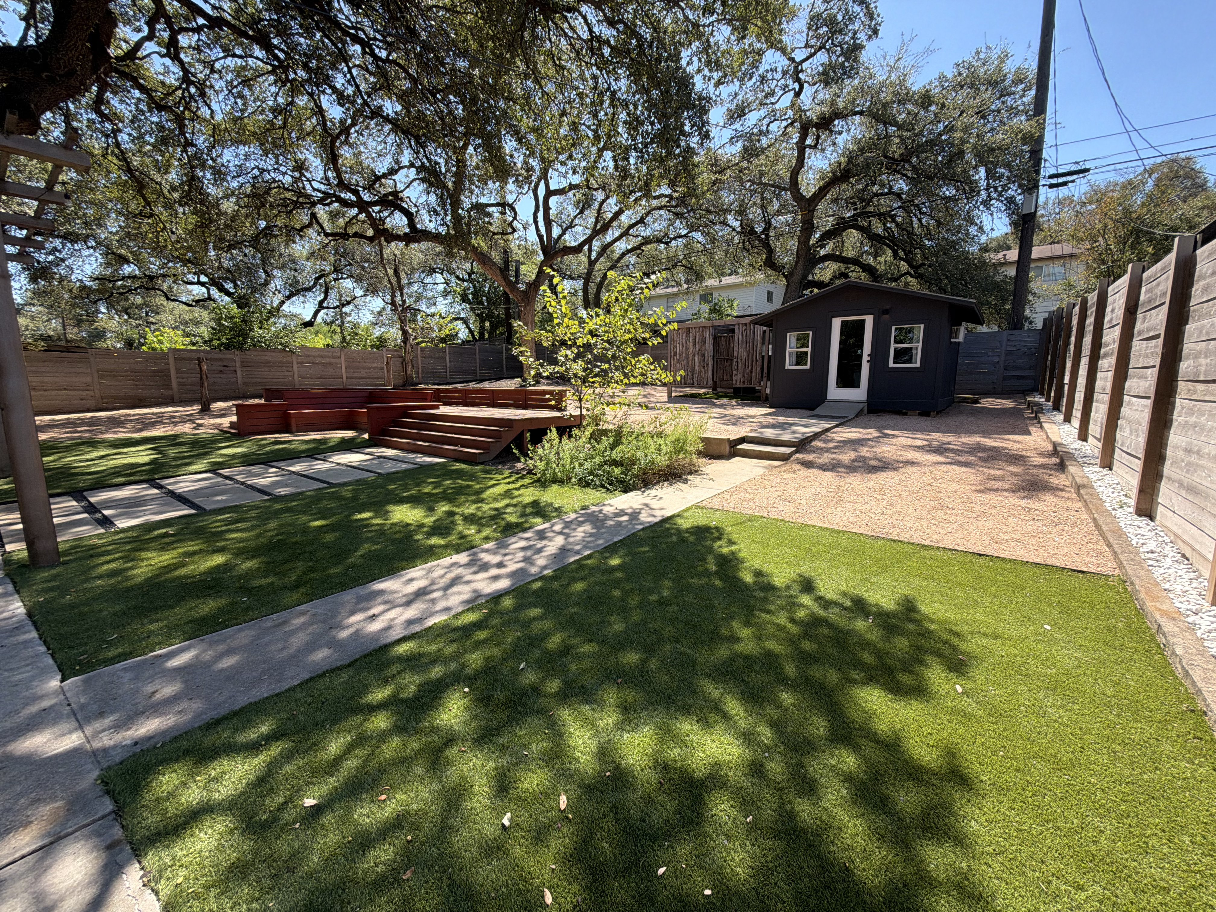 Photo 22 of 23 of 503 S Park Dr, Austin, TX