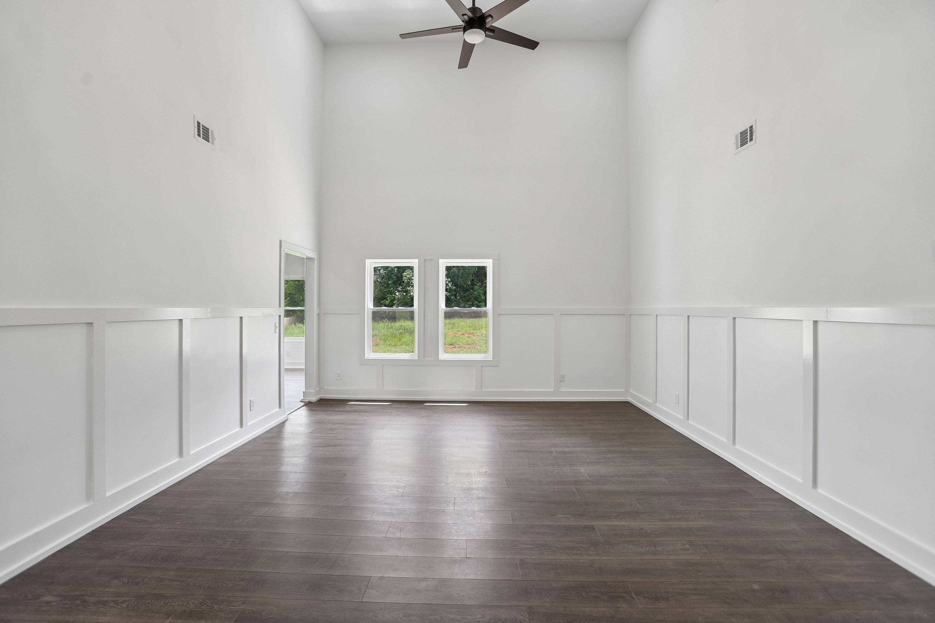 Photo 3 of 41 of 35 Fourwood Dr, Covington, GA