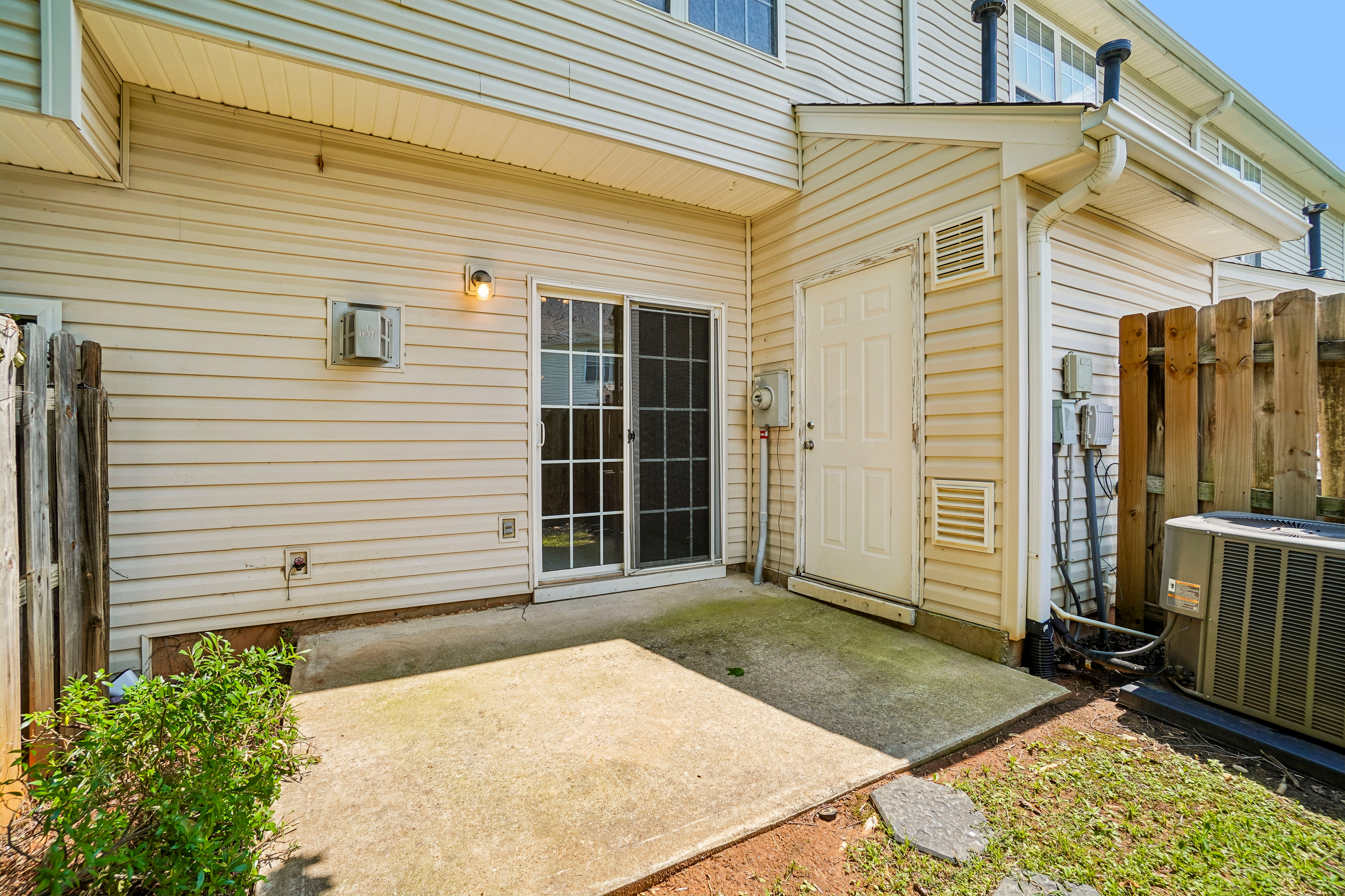 Photo 38 of 45 of 615 Graythorn Ln, Greenville, SC