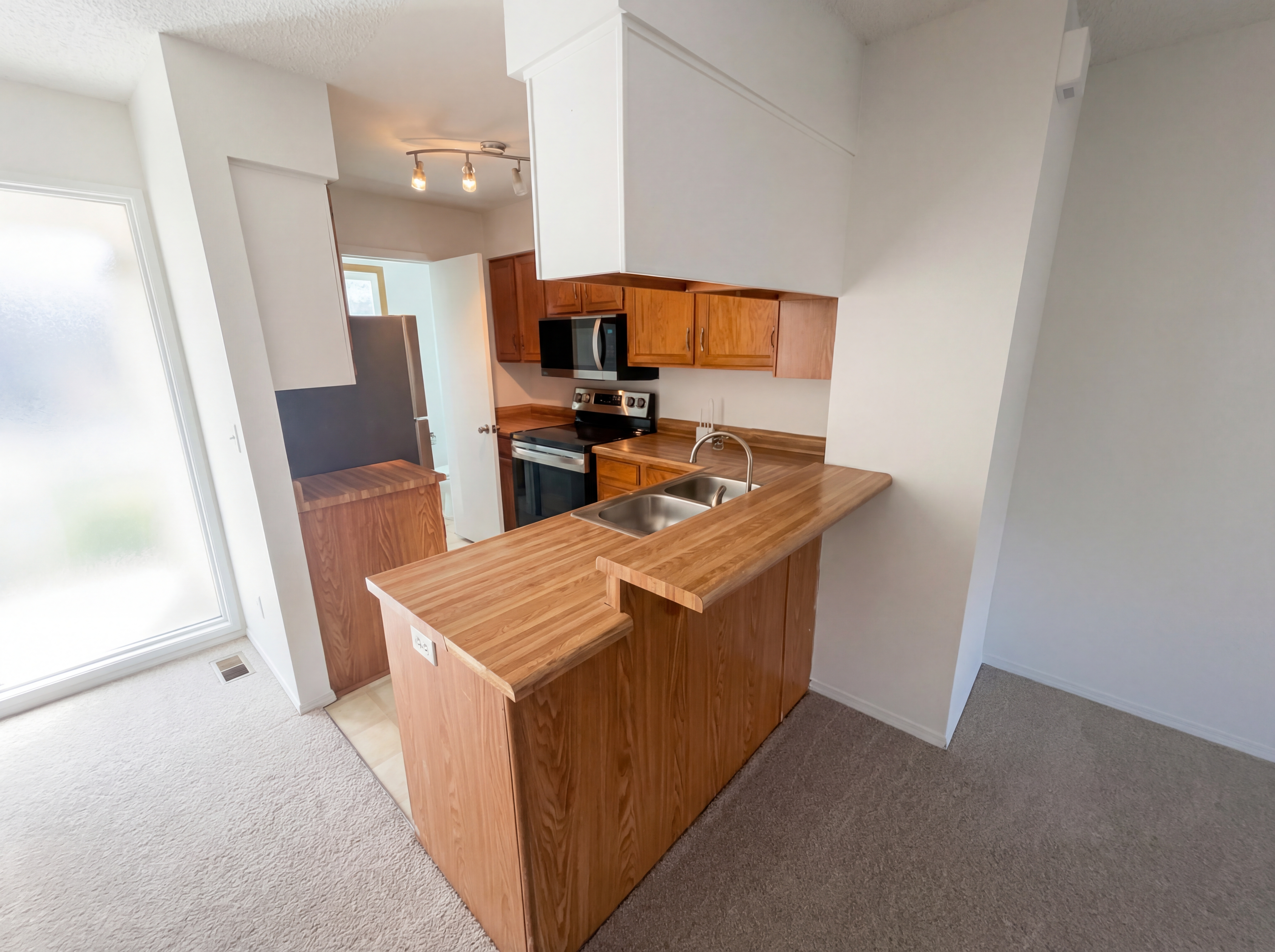 Photo 6 of 26 of 3437 Queen Anne Way, Colorado Springs, CO