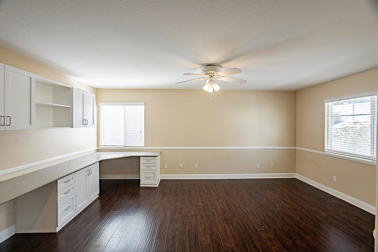 Photo 25 of 32 - 40971 Burgess Ct, Temecula, CA 92591