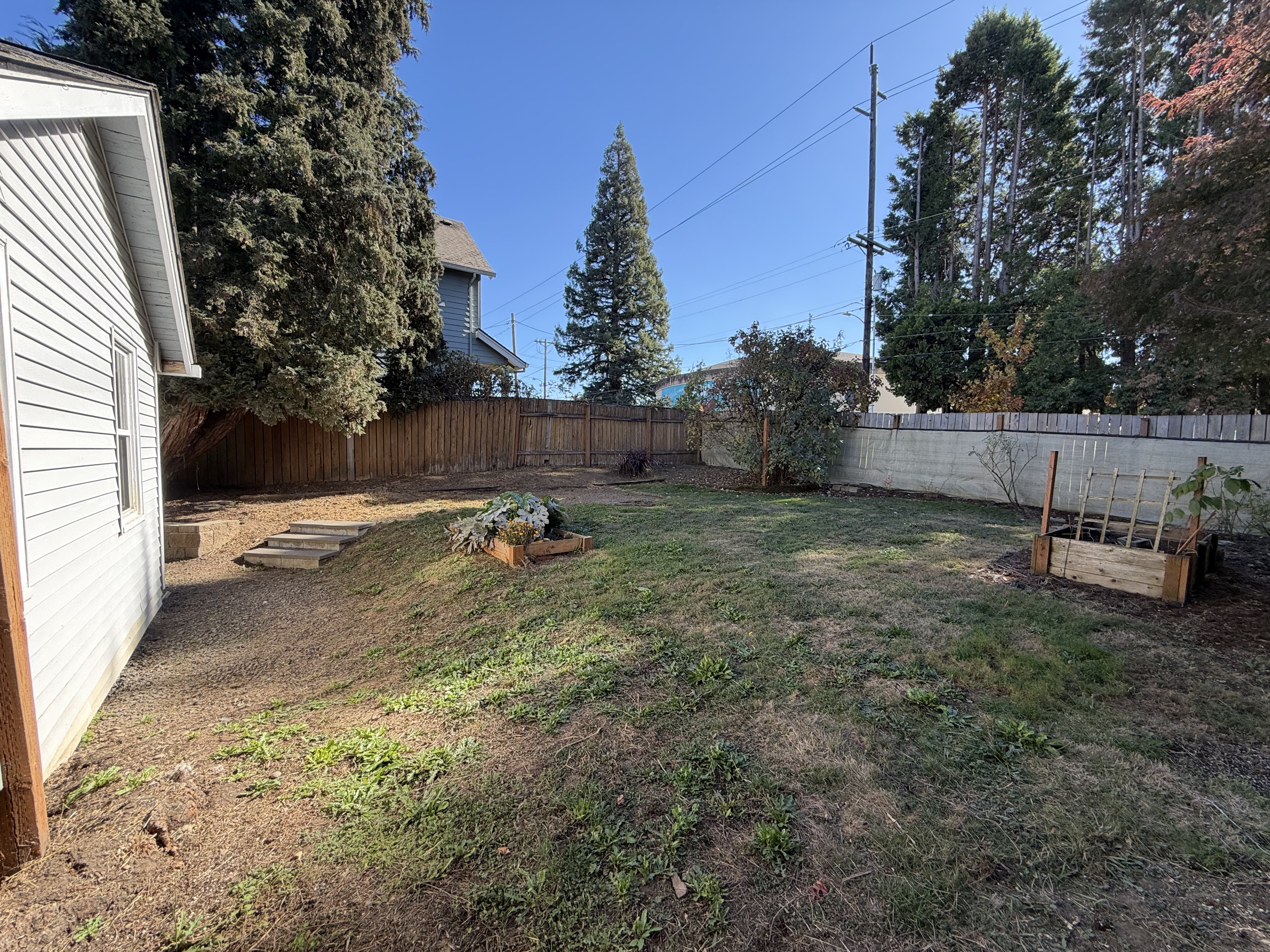 Photo 19 of 20 of 9886 SE 38th Ave, Portland, OR