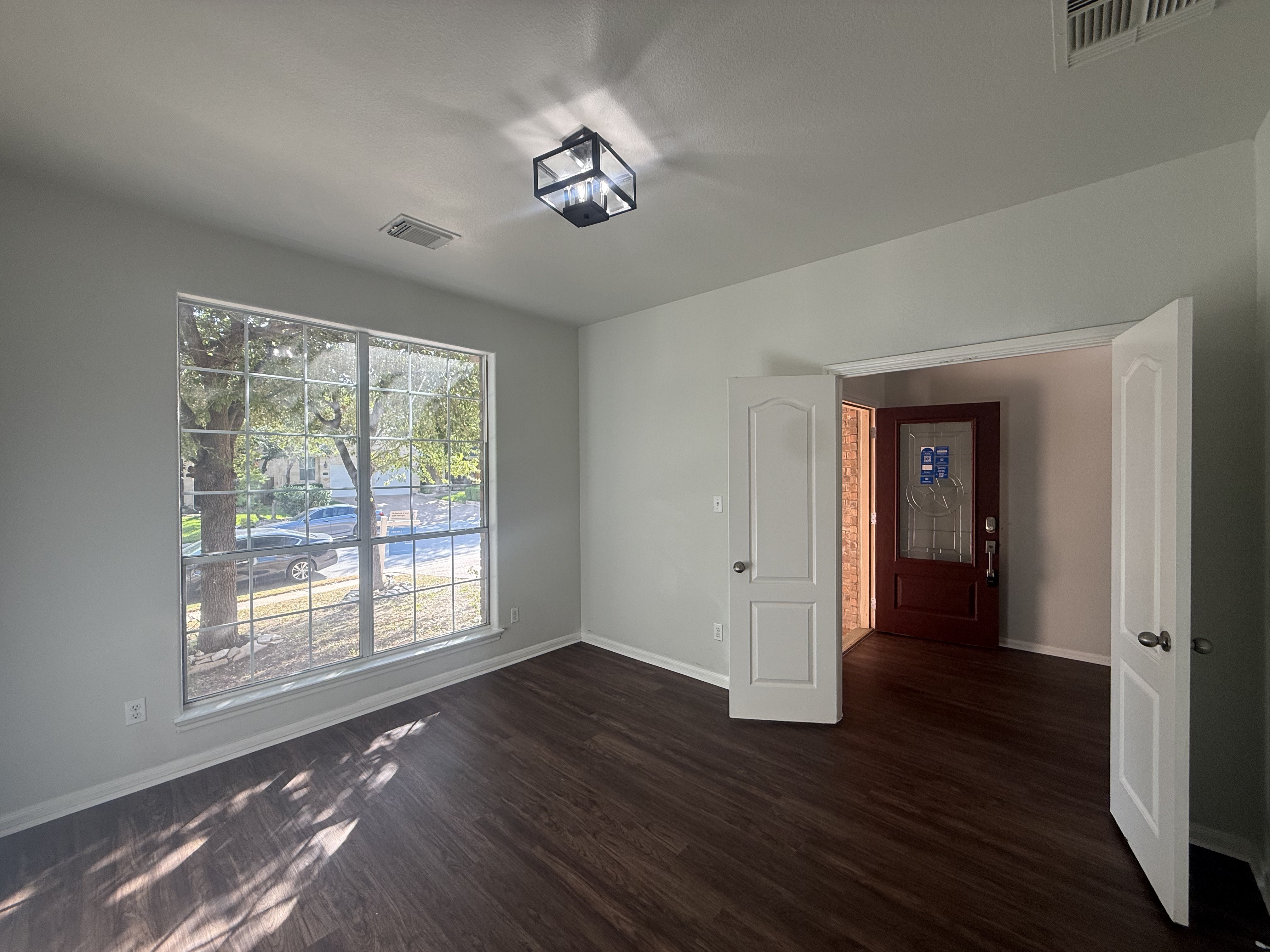 Photo 18 of 36 of 2404 Danciger Ln, Cedar Park, TX