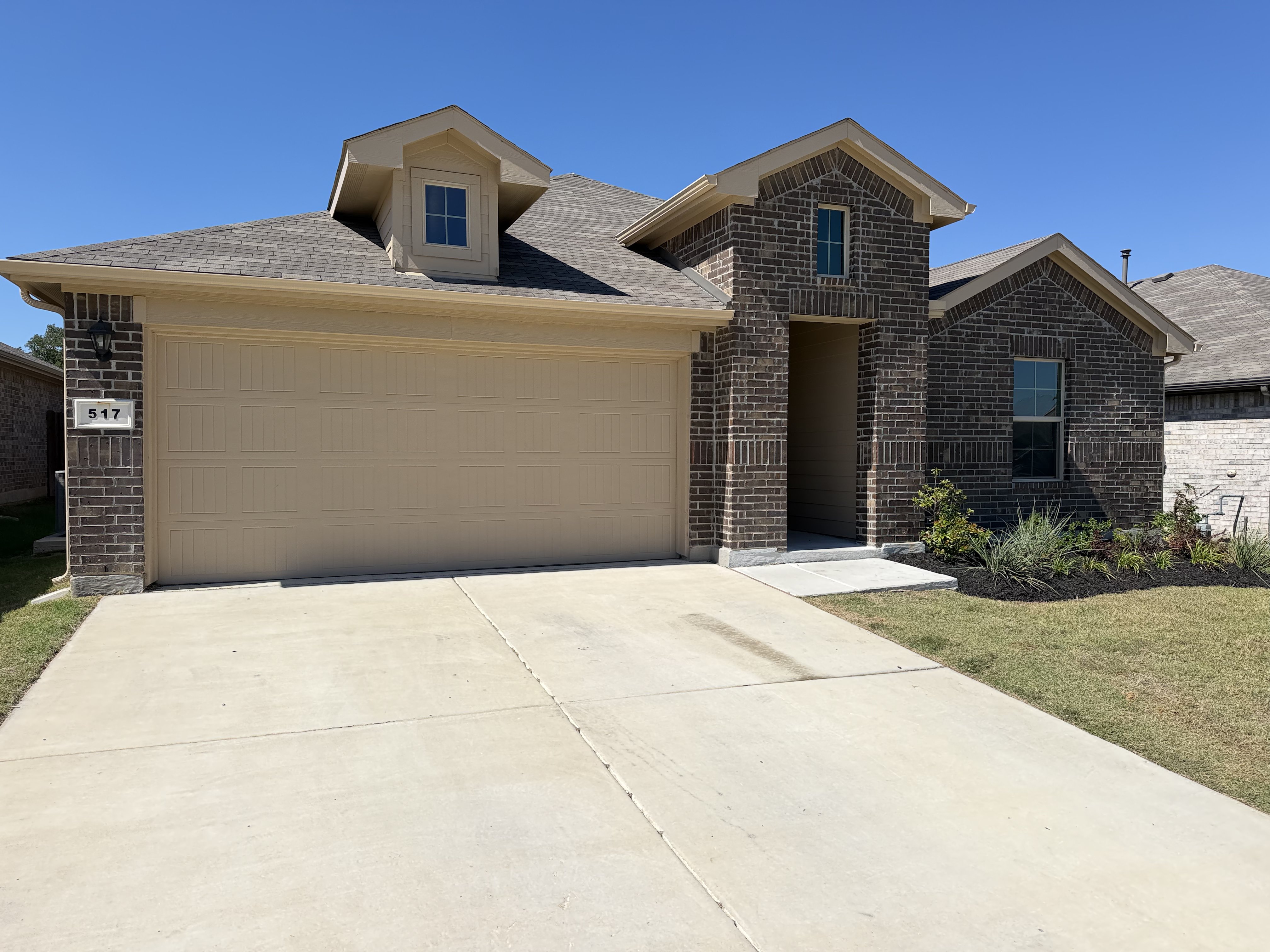 Photo 25 of 27 of 517 Bronze Cir W, Springtown, TX
