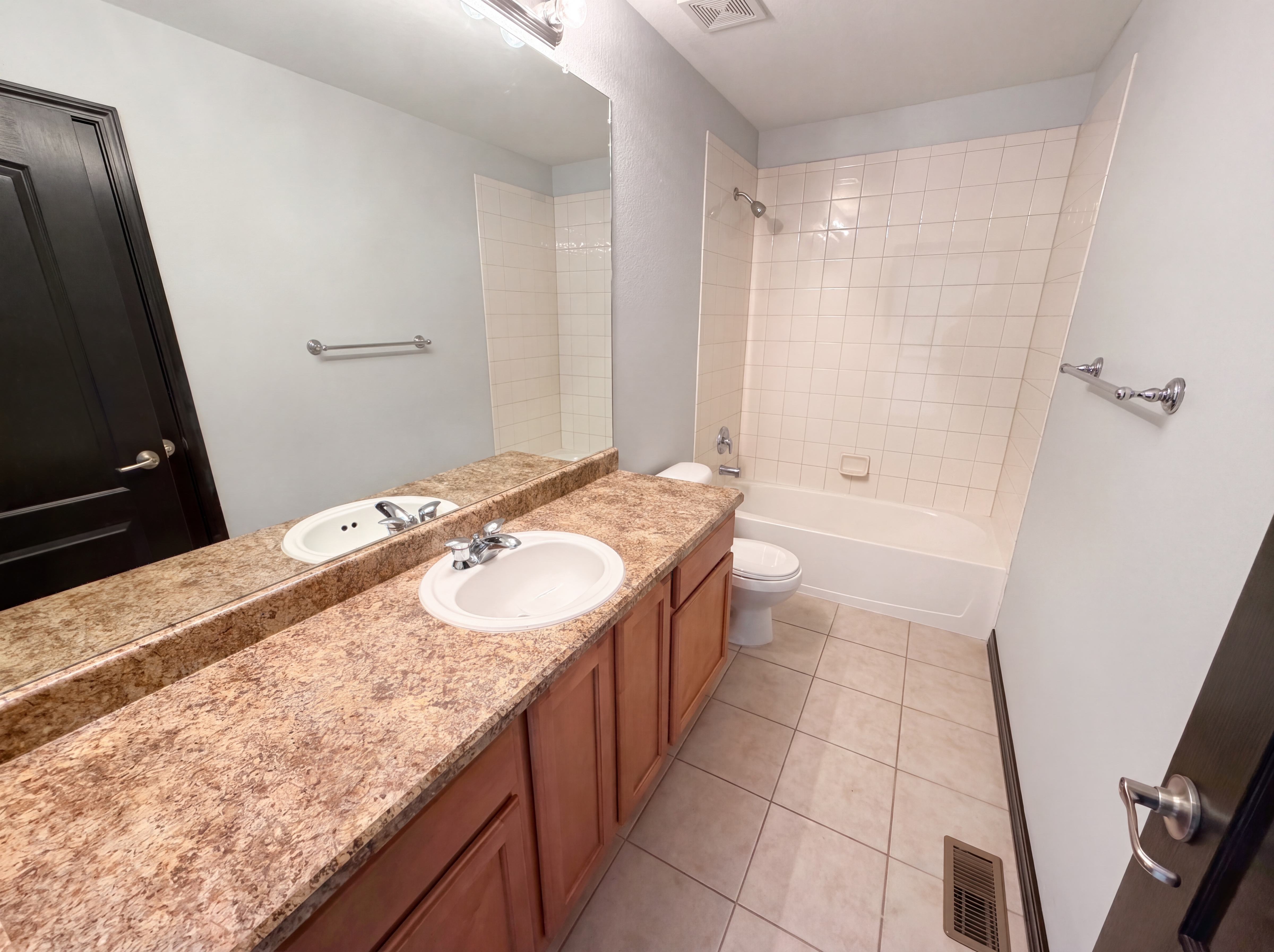 Photo 33 of 37 of 7469 S Biloxi Ct, Aurora, CO