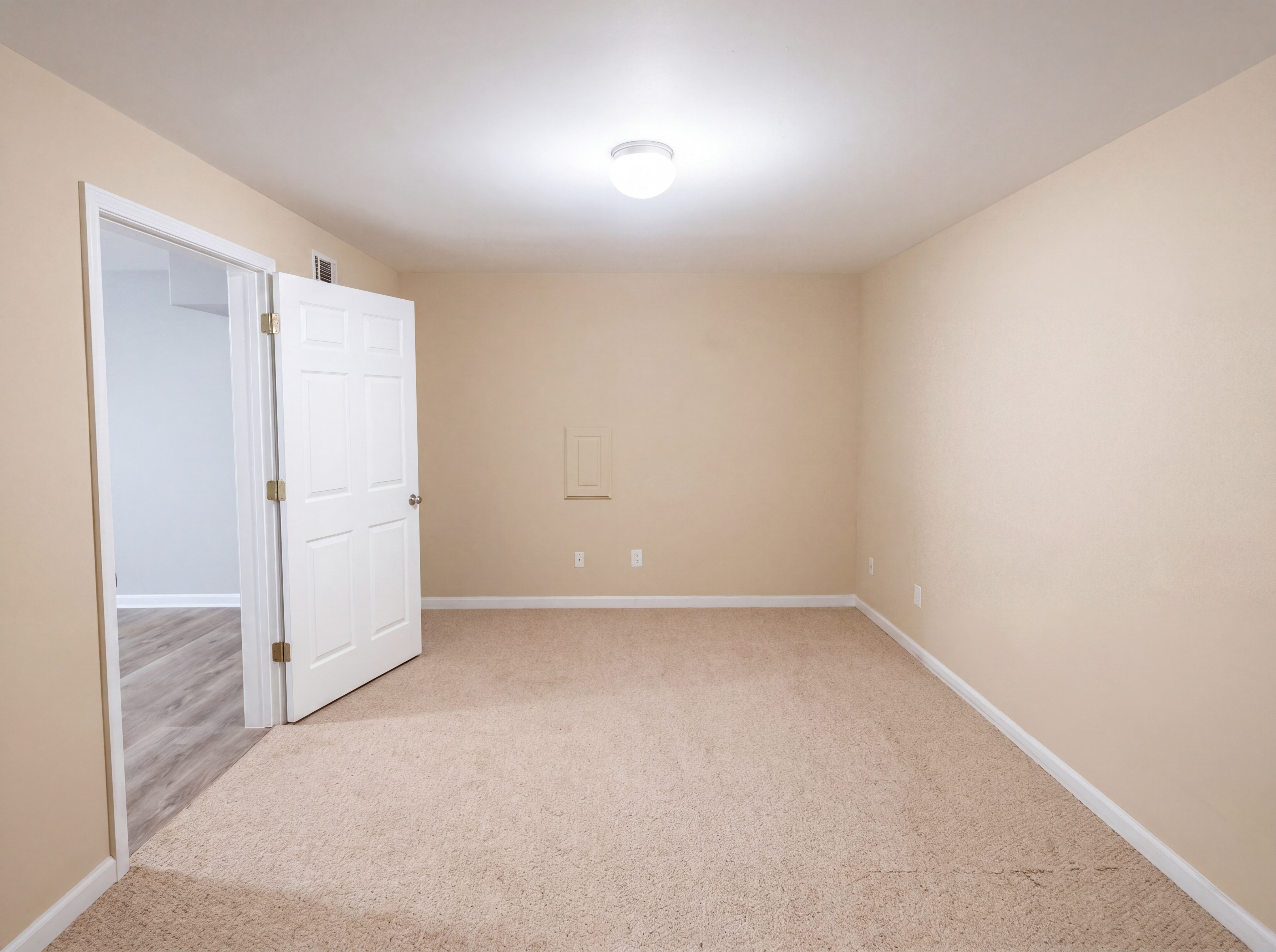 Photo 22 of 39 of 8111 Crestview Dr SE, Covington, GA
