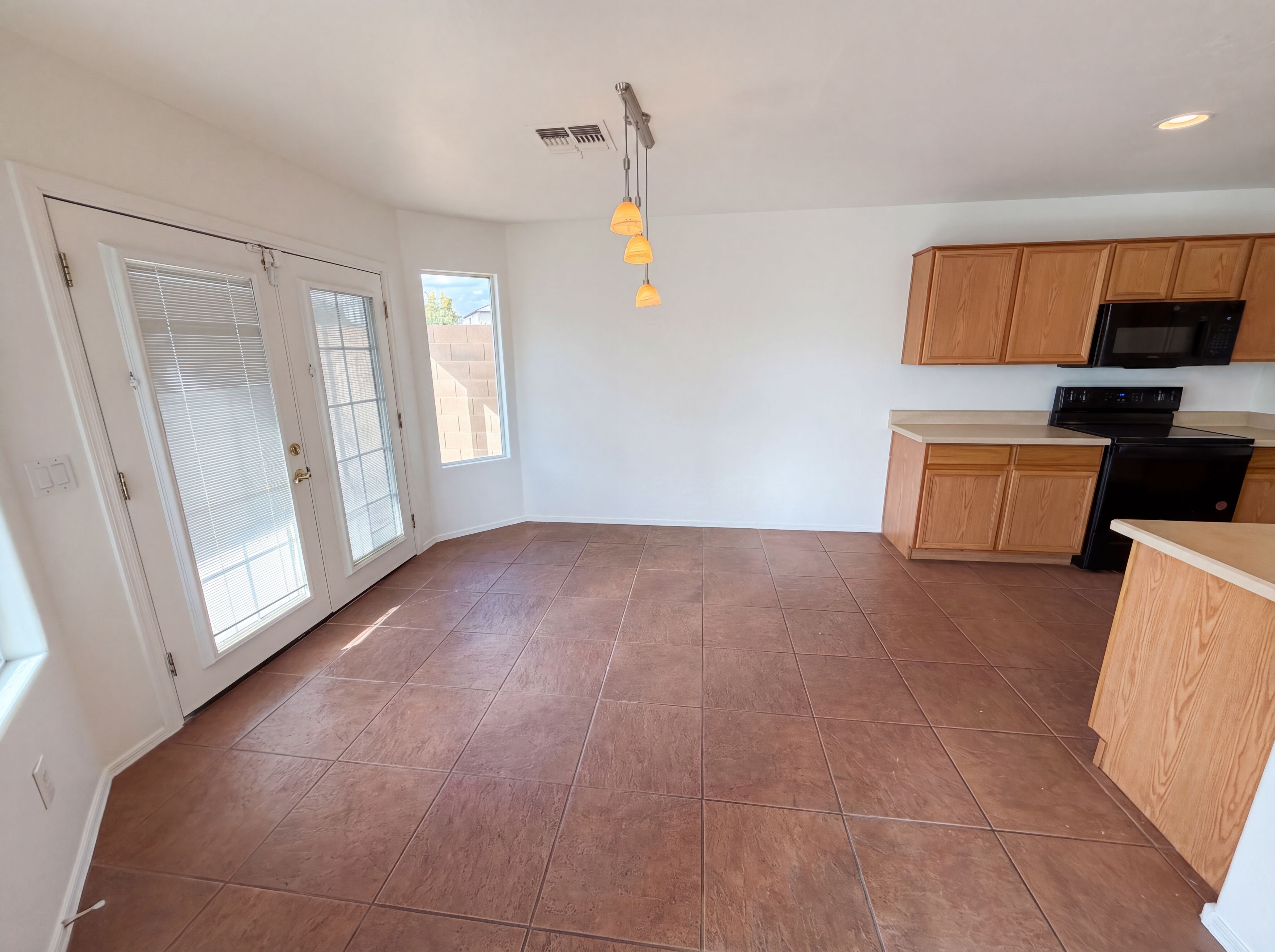 Photo 8 of 36 of 15140 N 174th Dr, Surprise, AZ