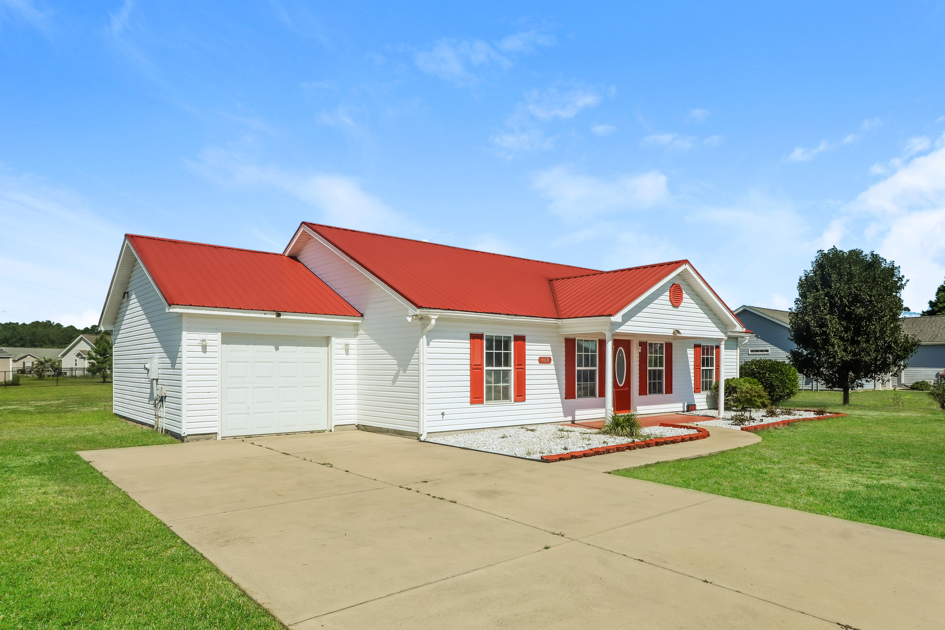 Photo 2 of 21 of 468 Carolina Hickory St, Loris, SC