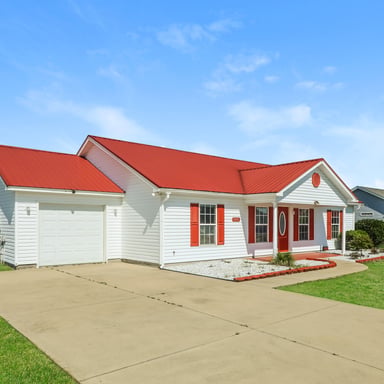 Property photo 2 of 468 Carolina Hickory St