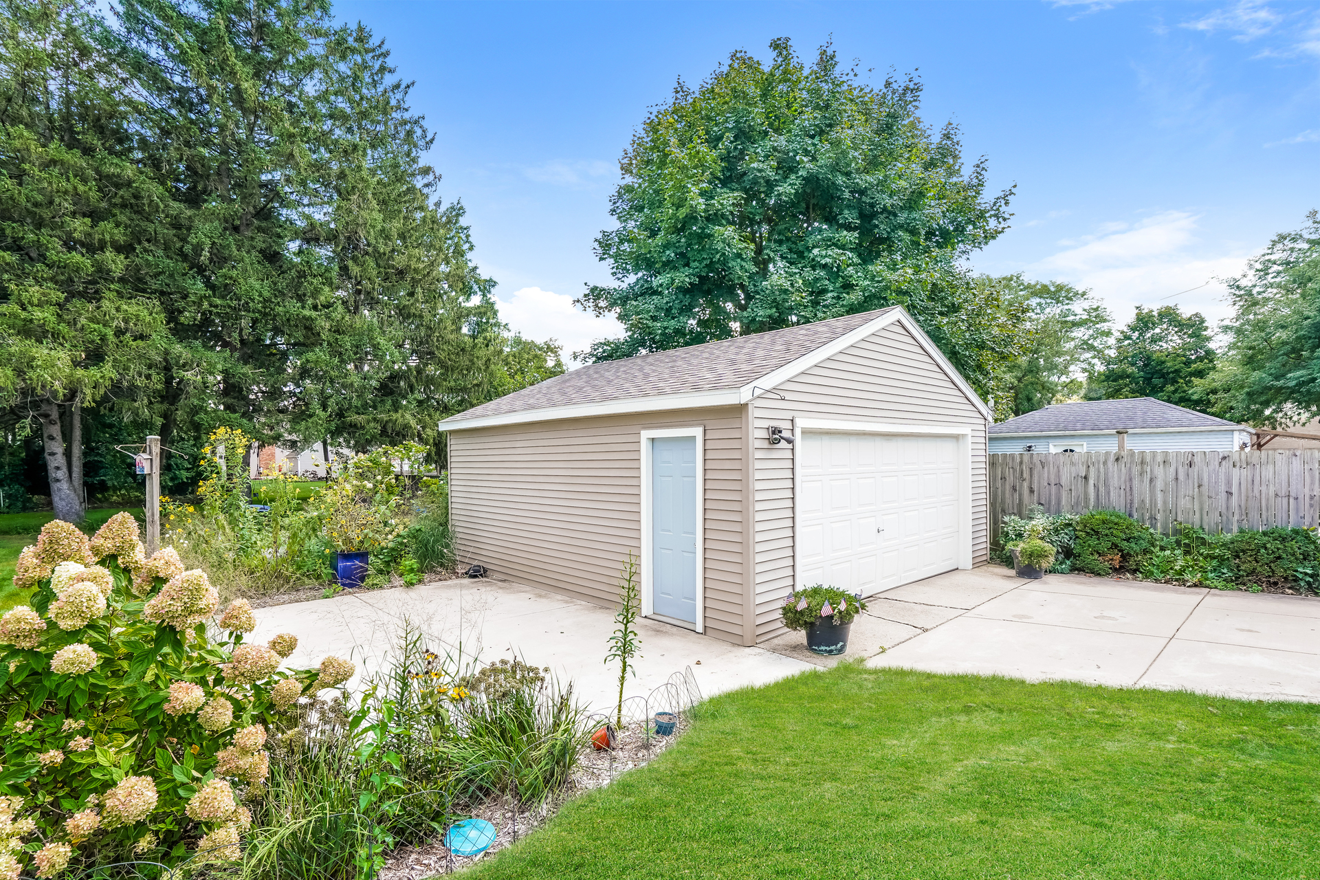 Photo 19 of 20 of 181 Walton Ave, Waukesha, WI
