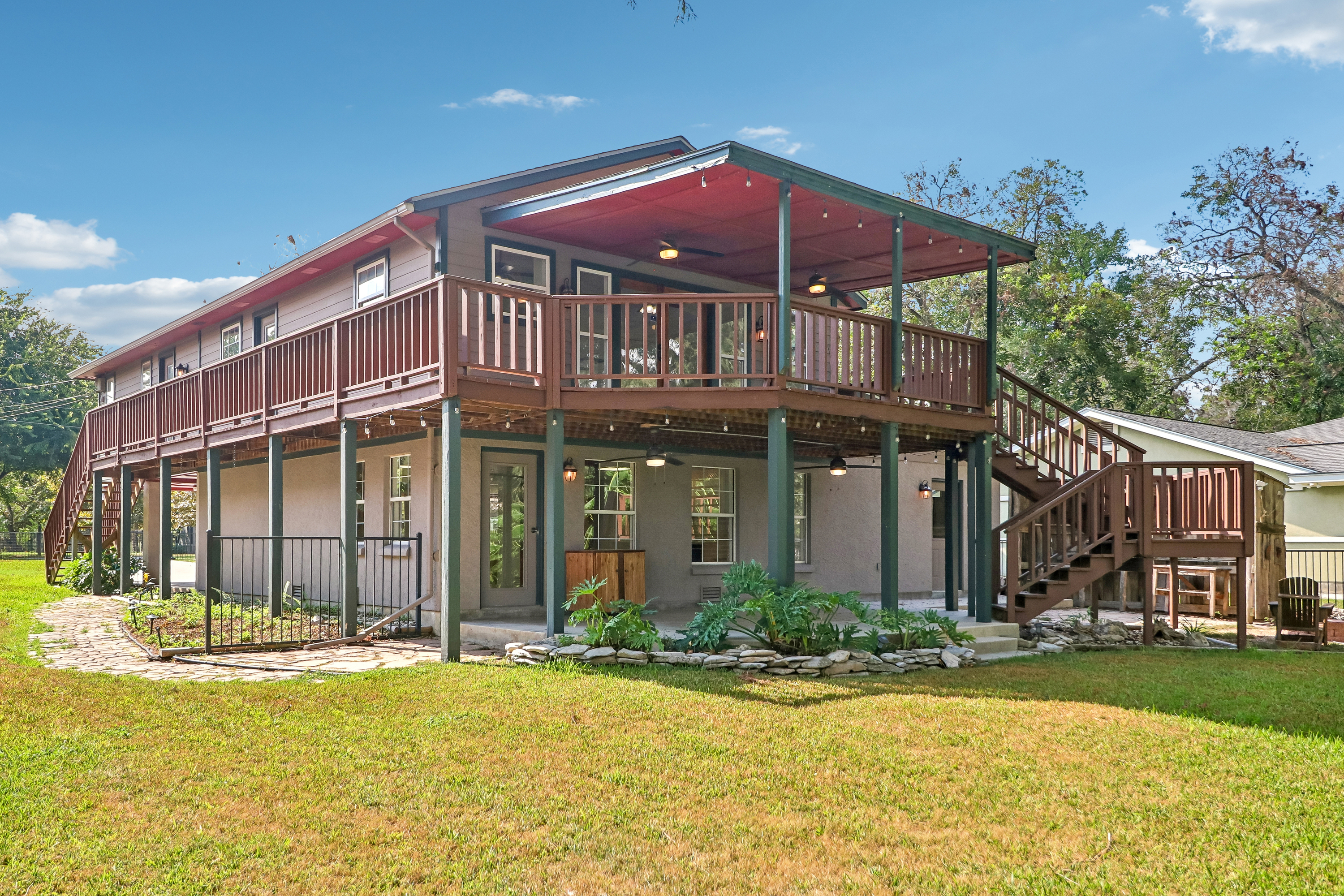 Photo 43 of 47 of 1321 E Zipp Rd, New Braunfels, TX