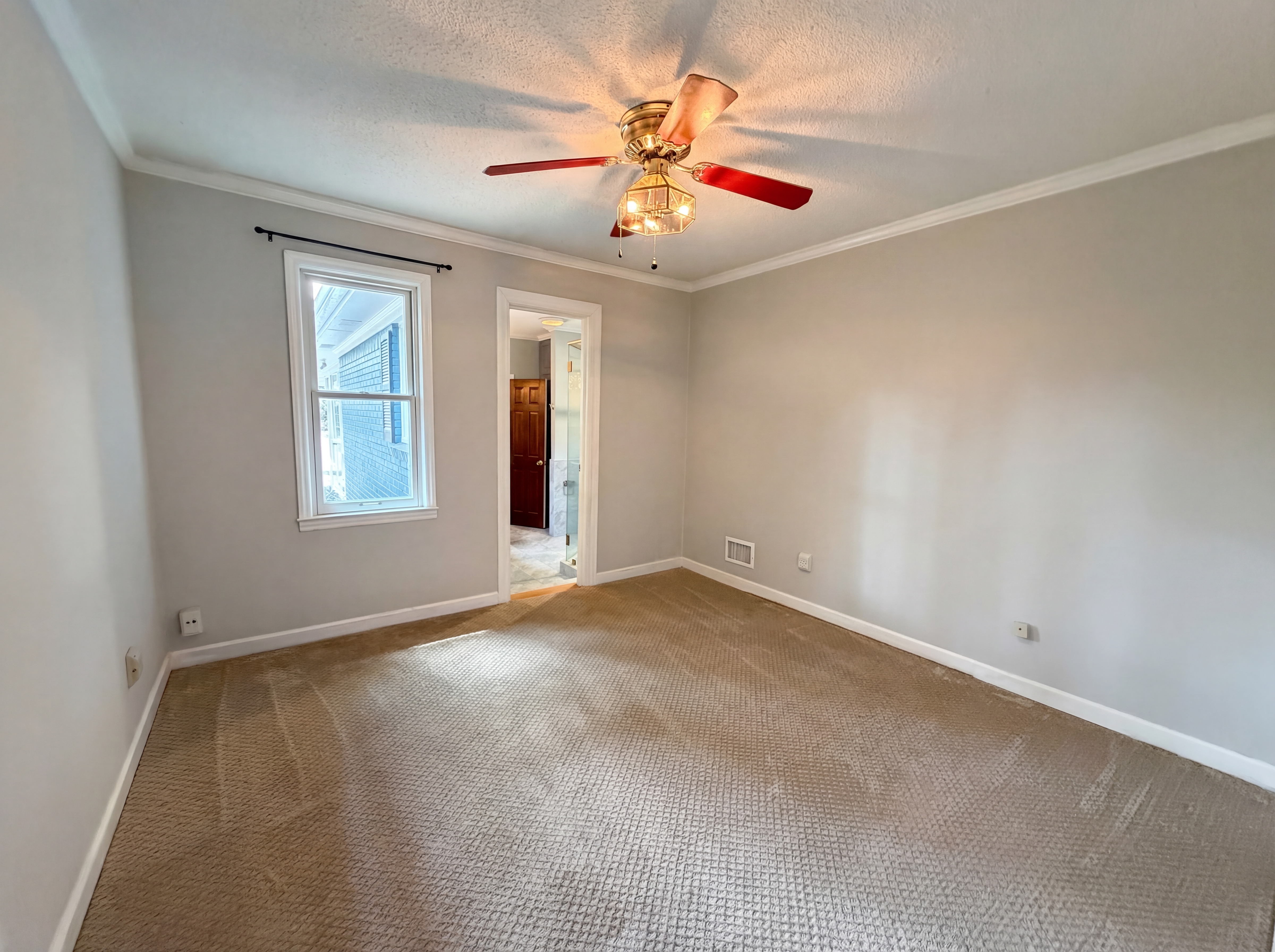 Photo 4 of 39 of 6114 Cedar Ridge Rd, Columbia, SC