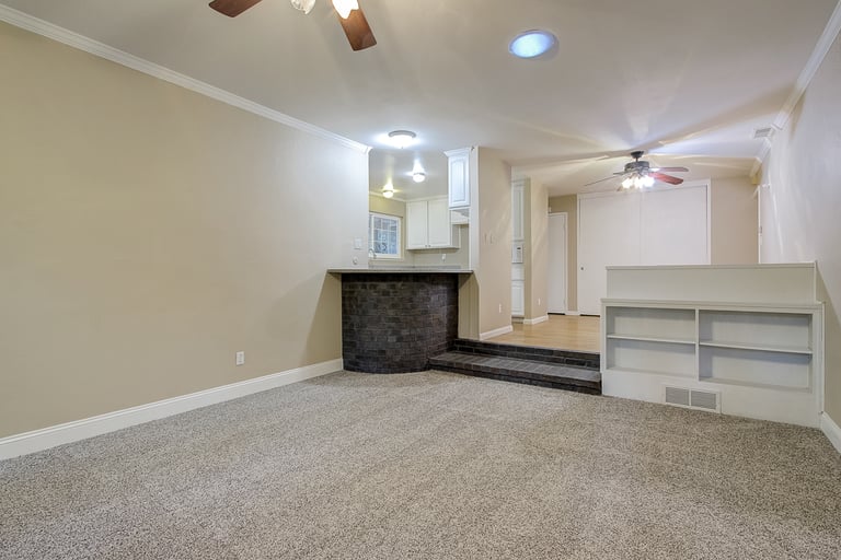 Photo 26 of 40 - 2600 Heidelberg Ct, Sacramento, CA 95826