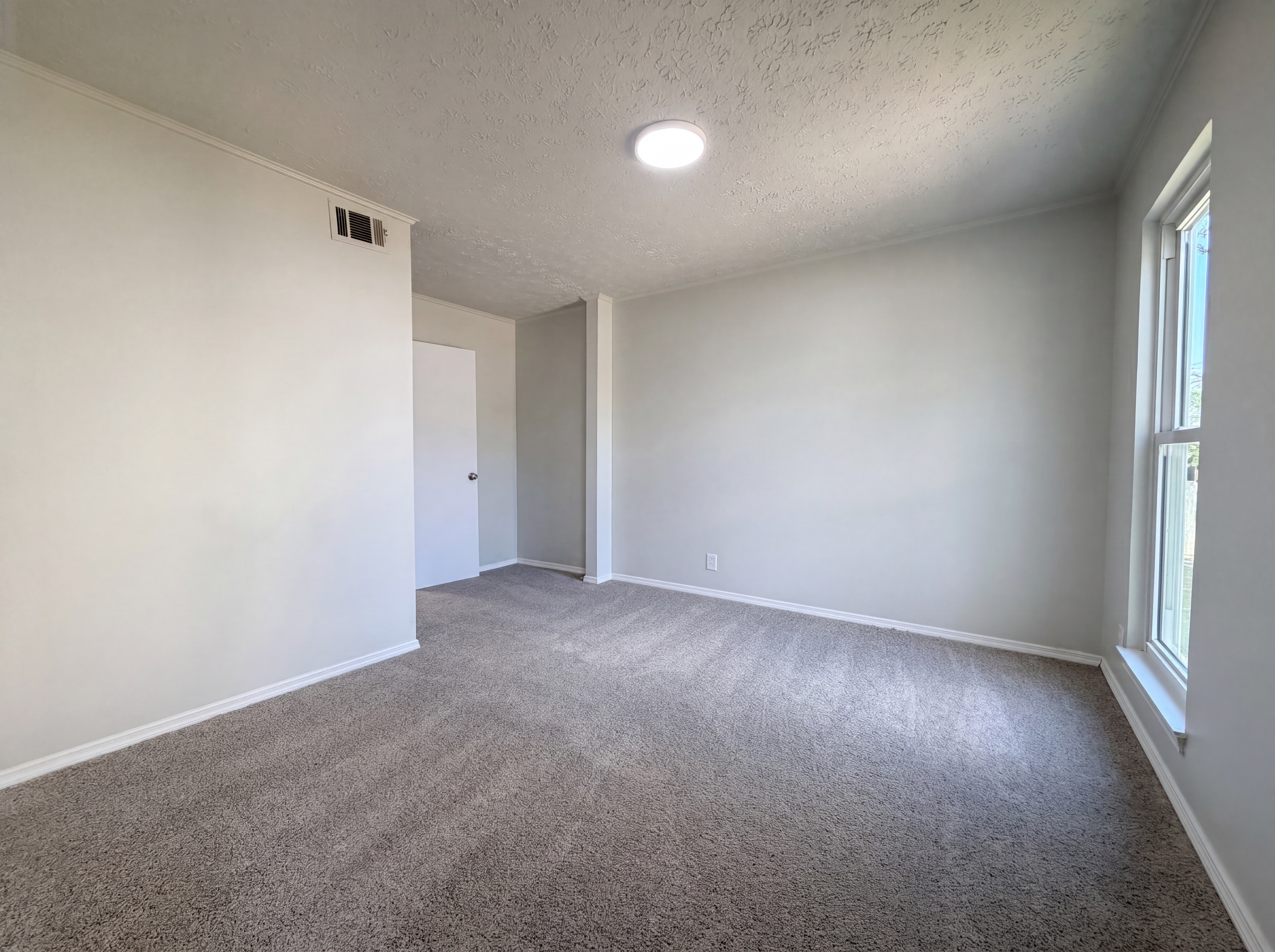 Photo 4 of 17 of 535 Amquiwood Ct, Madison, TN