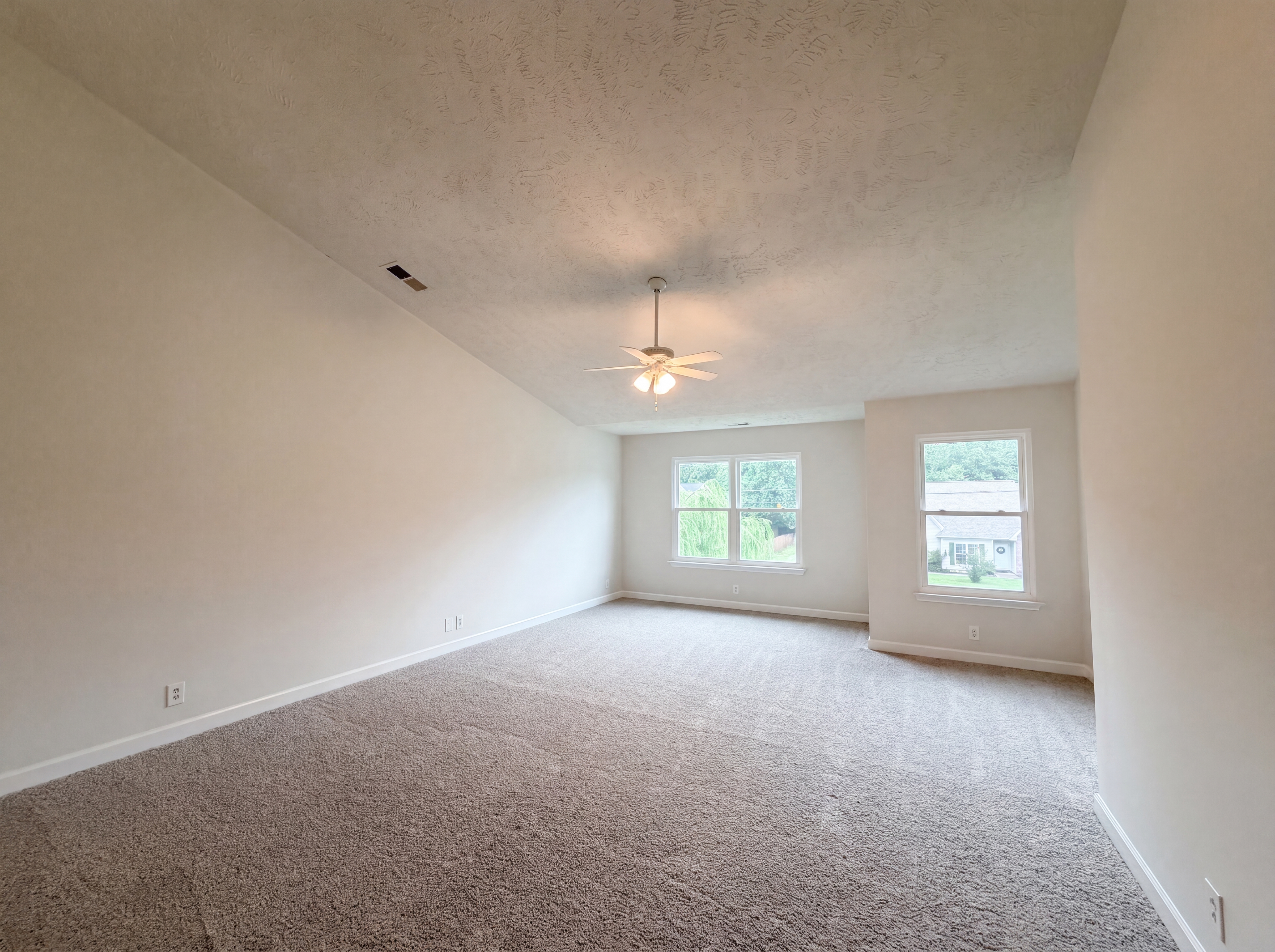 Photo 20 of 25 of 1223 California Dr, Murfreesboro, TN