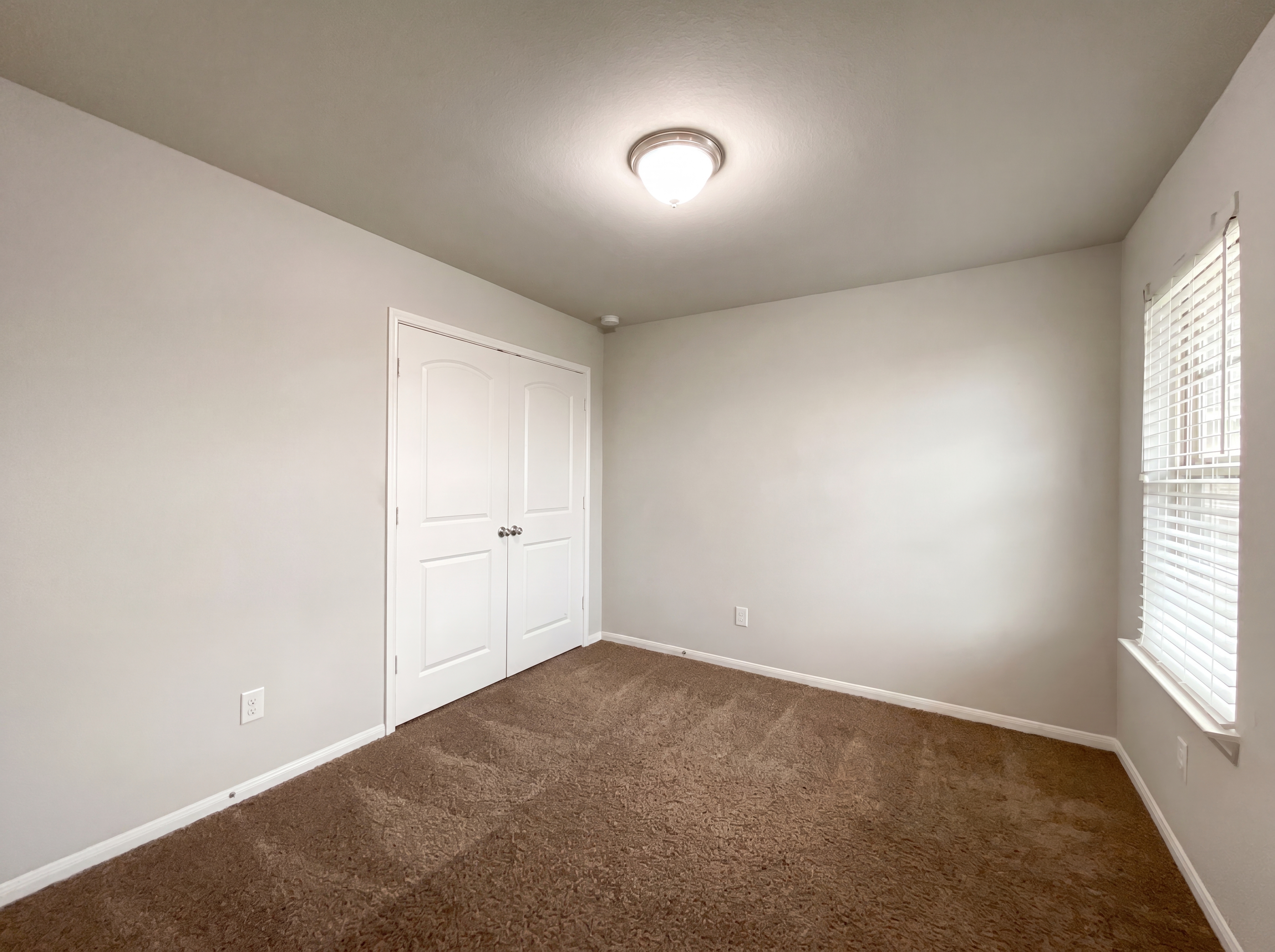 Photo 13 of 20 of 10310 Lake Huron Dr, Humble, TX